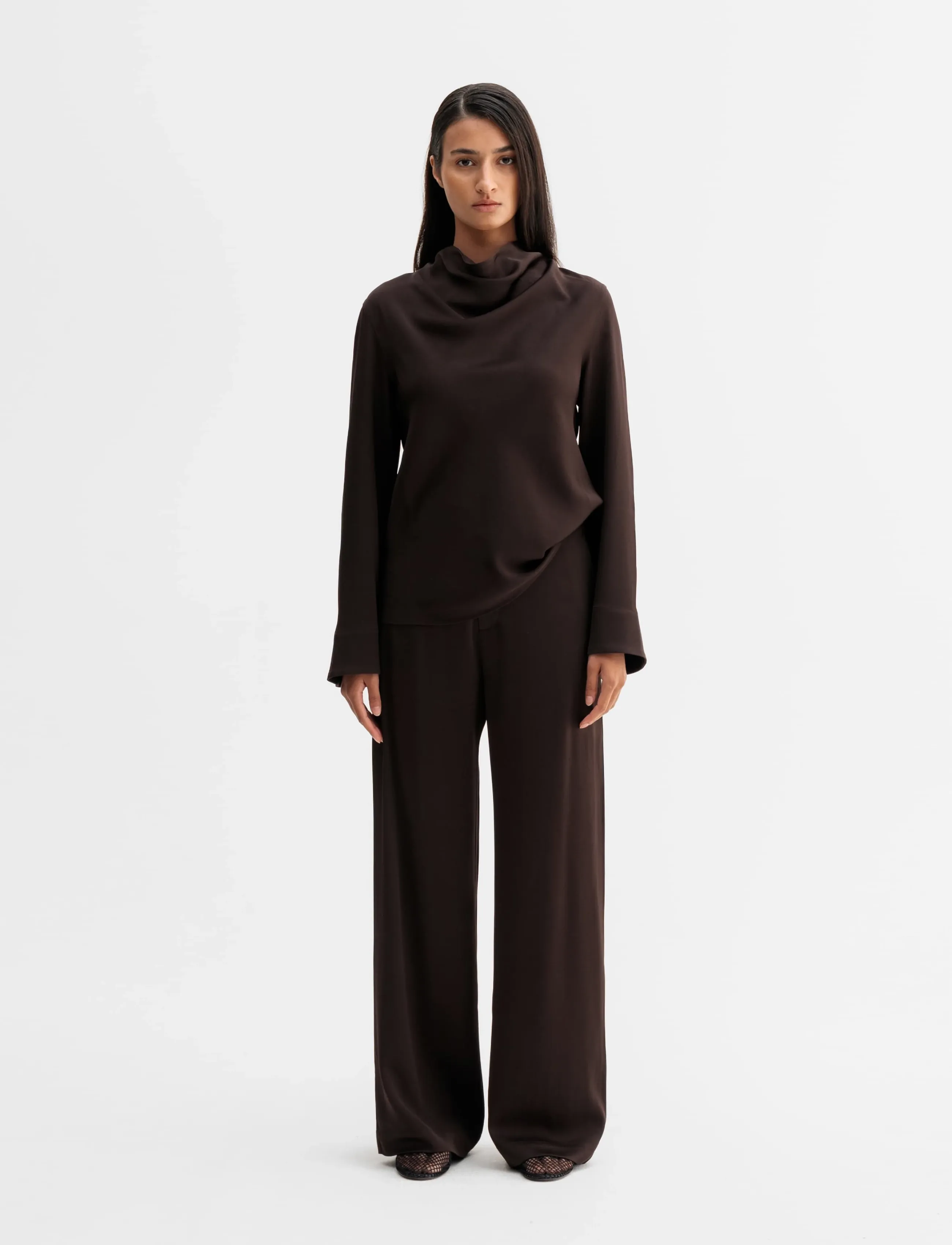 Ahlvar Gallery - Mila trousers - sirged püksid - dark brown - 3