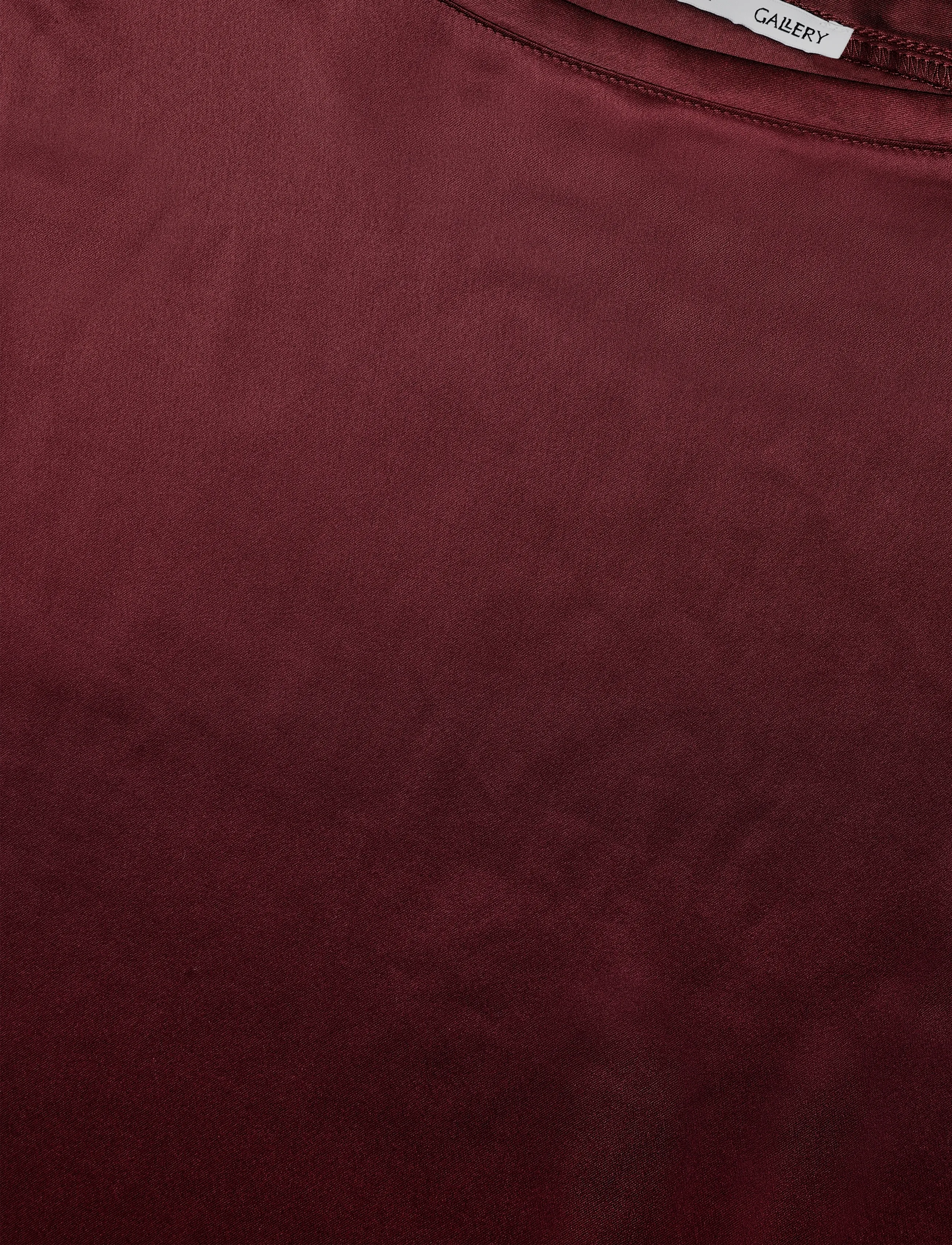 Ahlvar Gallery - Tori satin tee - t-shirts - burgundy - 4