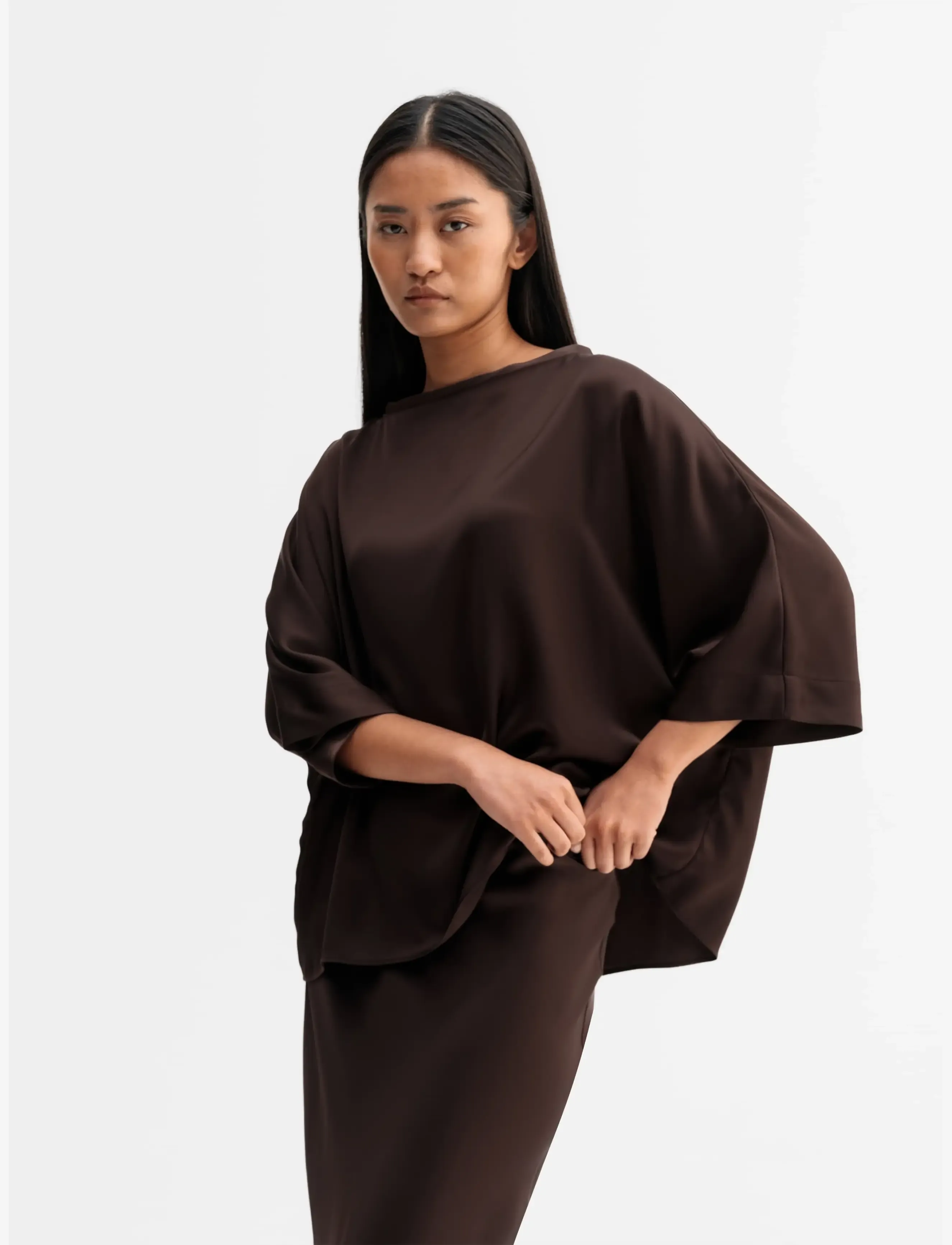 Ahlvar Gallery Tori satin tee - Ahlvar Gallery - DARK BROWN / brown