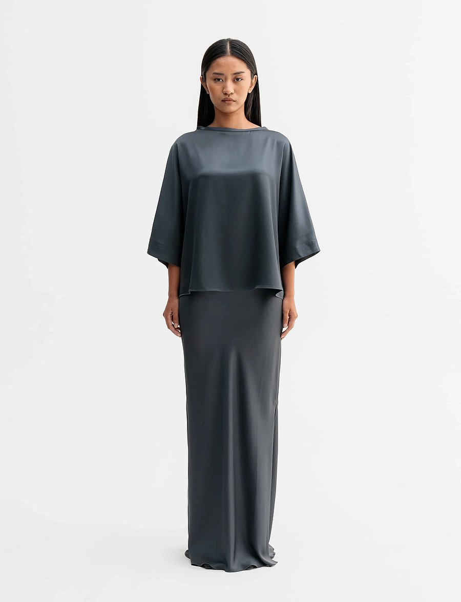 Ahlvar Gallery - Tori satin tee - t-shirts - dark grey - 3