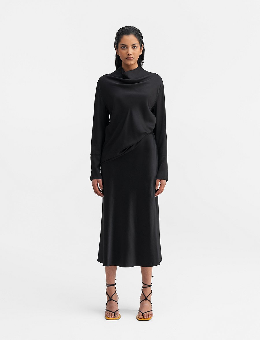 Ahlvar Gallery - Hana satin silk skirt - jupes en satin - black - 3
