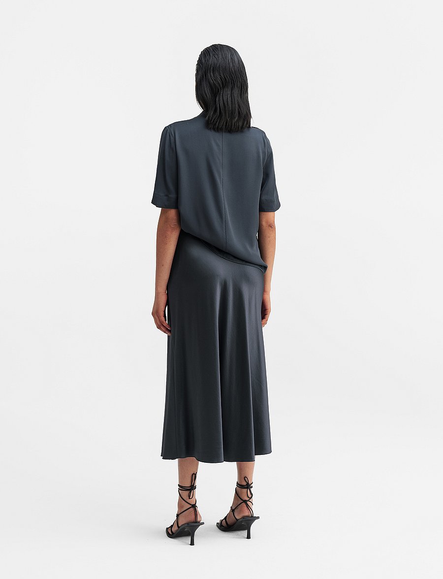 Ahlvar Gallery - Hana satin silk skirt - jupes en satin - blue grey - 4