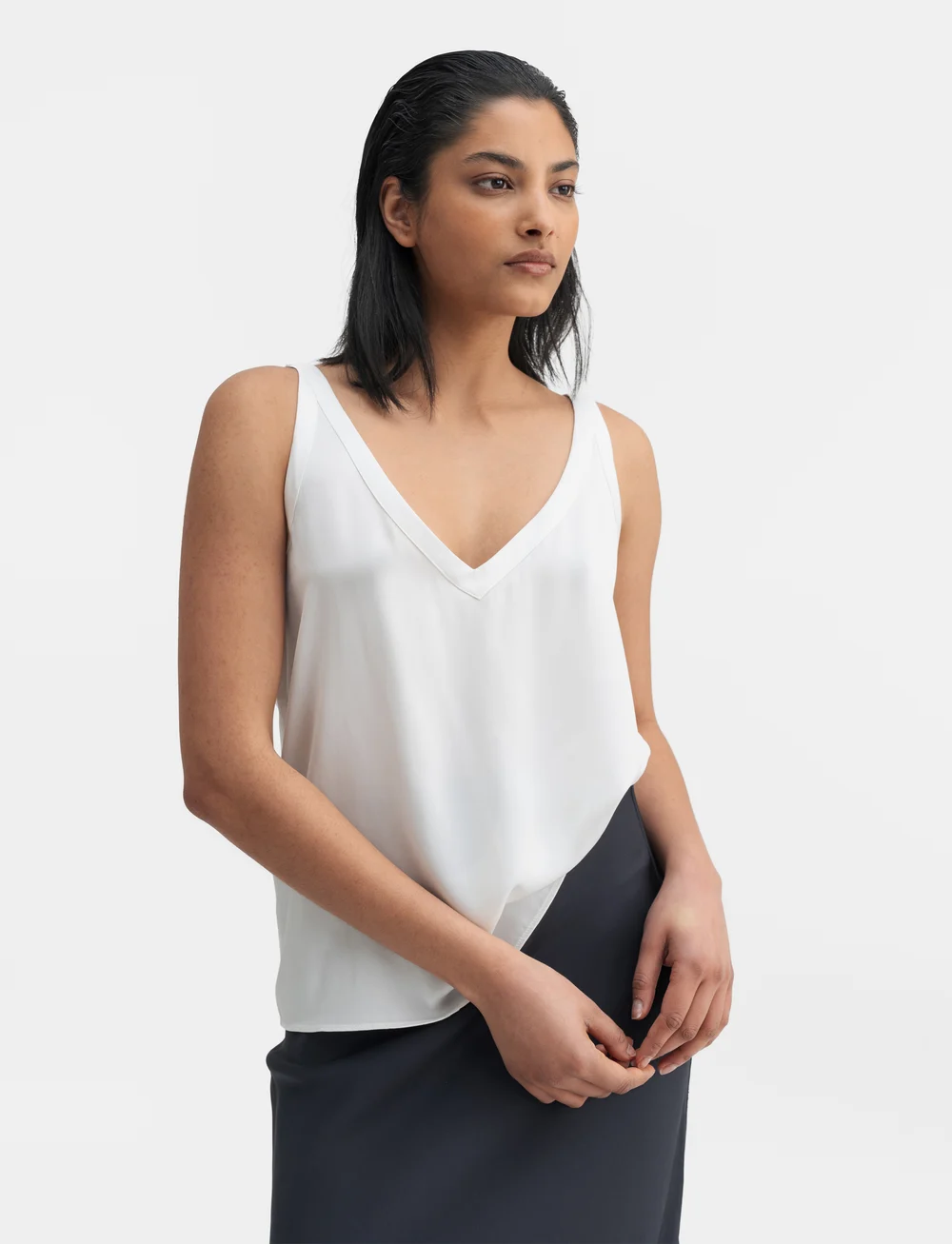 Ahlvar Gallery - Shin silk tank - Ärmlösa blusar - white - 3