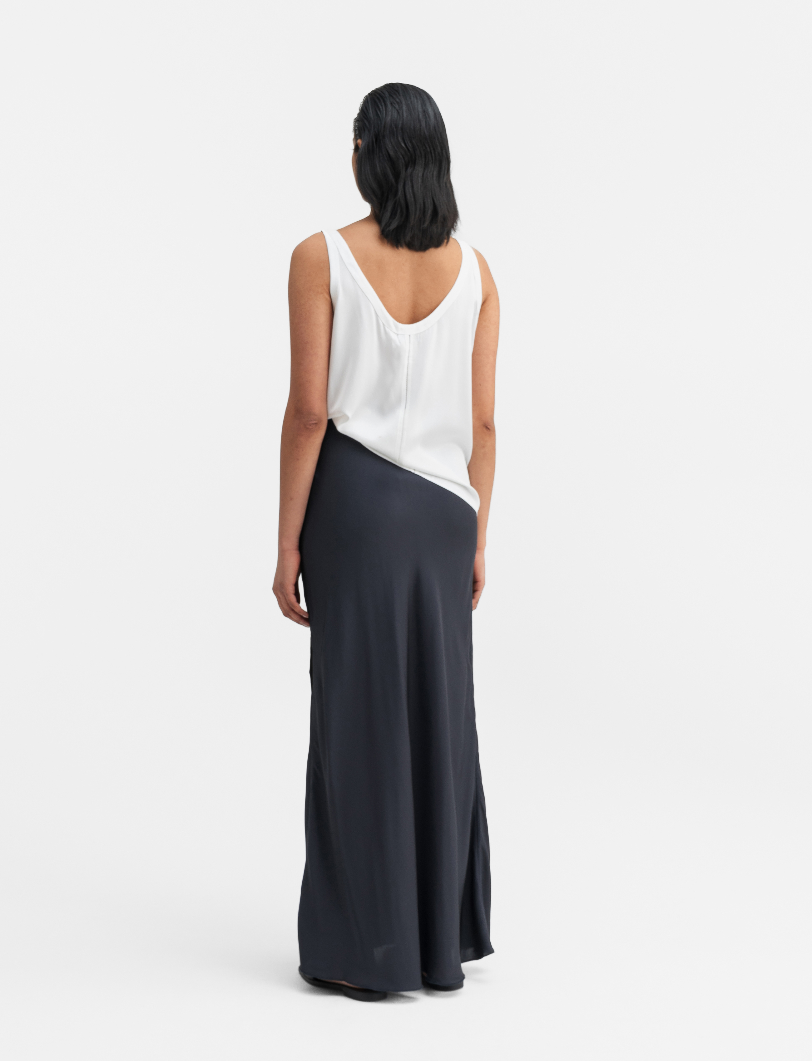 Ahlvar Gallery - Shin silk tank - Ärmlösa blusar - white - 4