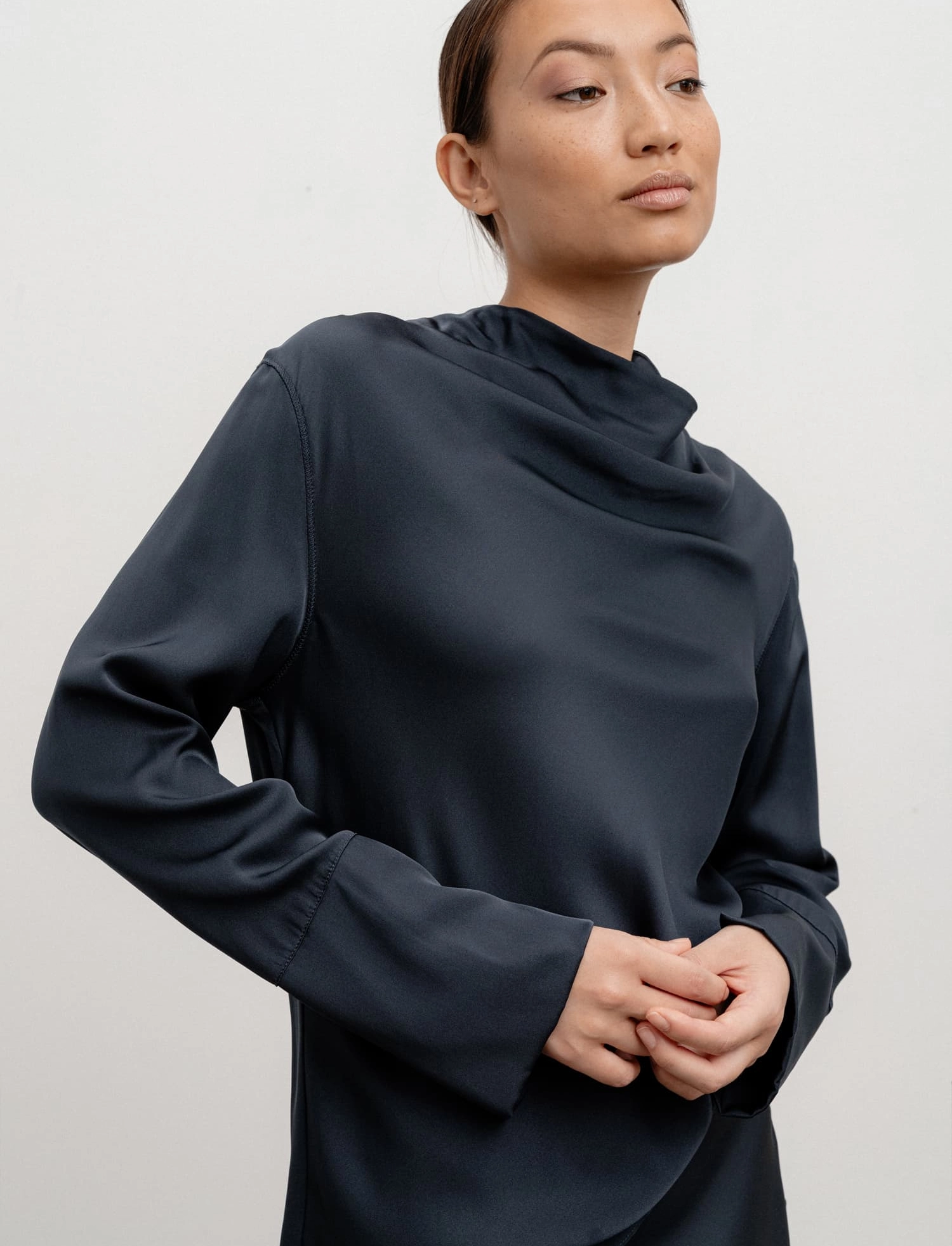 Ahlvar Gallery - Ayumi silk blouse - long sleeved blouses - blue grey - 4