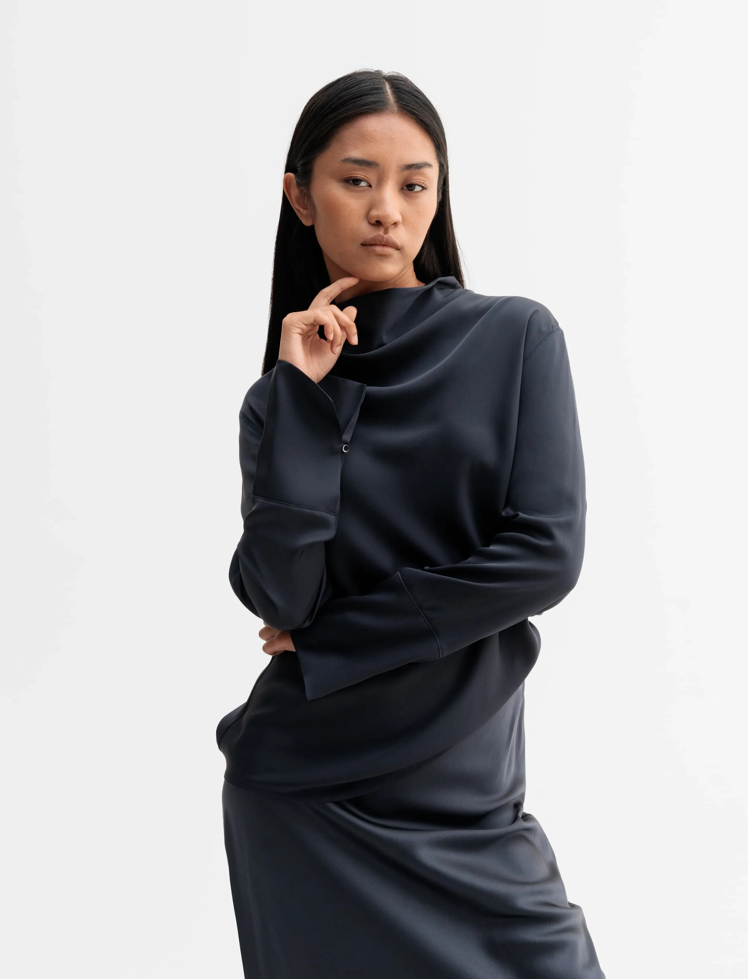 Ahlvar Gallery - Ayumi silk blouse - long sleeved blouses - blue grey - 5