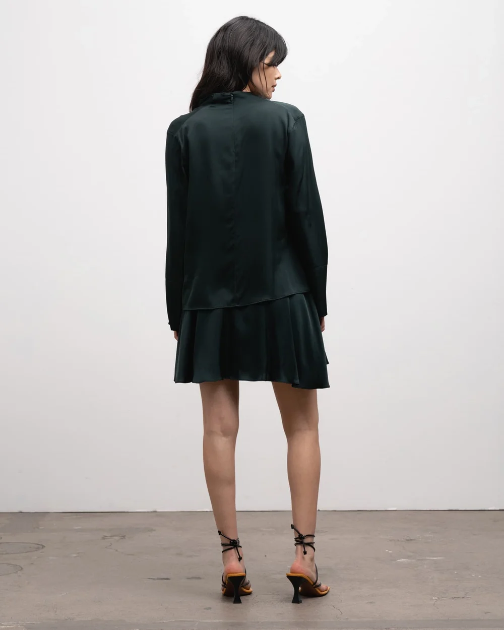 Ahlvar Gallery - Ayumi silk blouse - langærmede bluser - deep forrest - 3