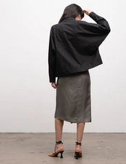 Ahlvar Gallery - Gigi shirt - long-sleeved shirts - black - 3