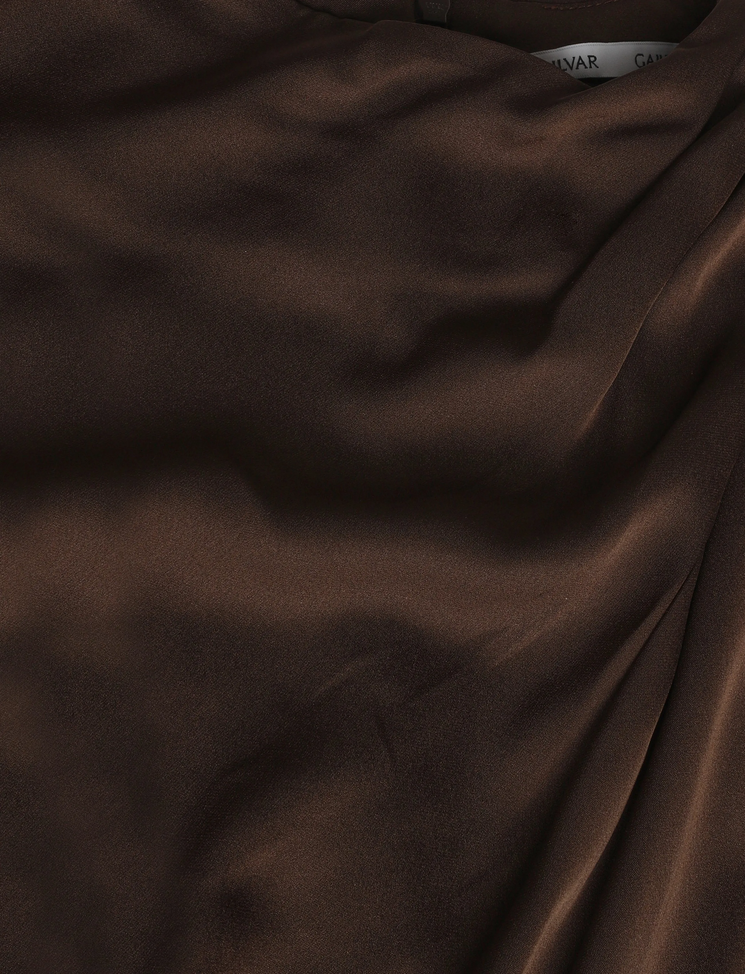 Ahlvar Gallery - Lima silk top - short-sleeved blouses - dark brown - 4