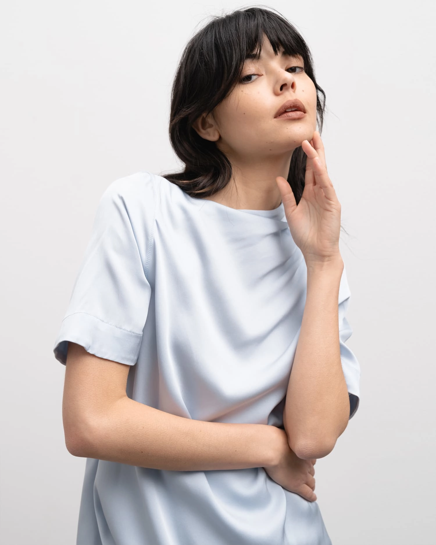 Ahlvar Gallery - Lima silk tee - lühikeste varrukatega pluusid - light blue - 4
