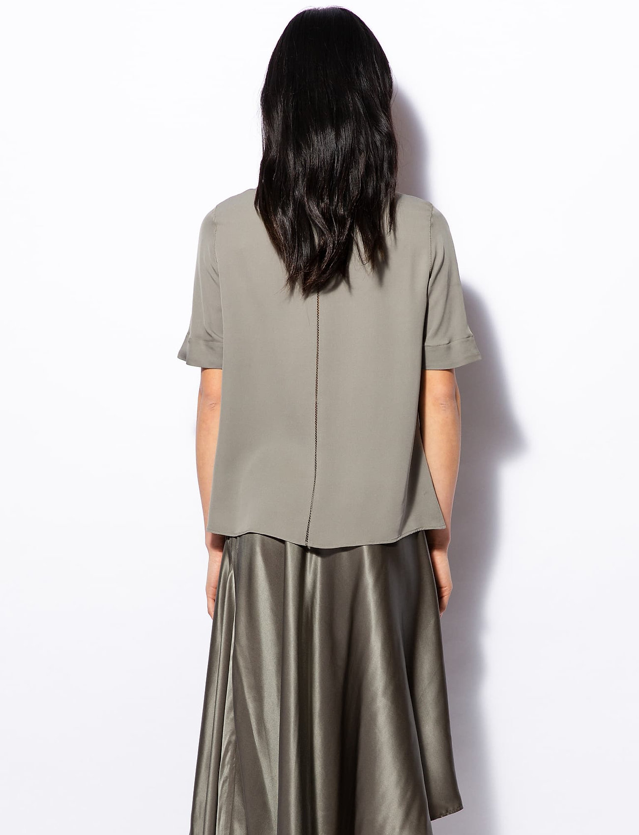 Ahlvar Gallery - Pim tee - light military - 3