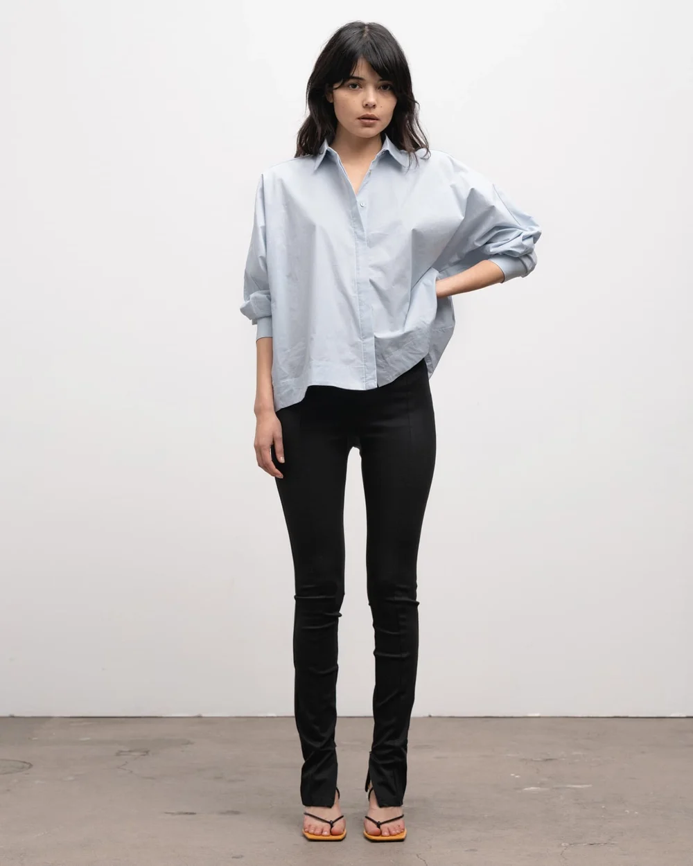 Ahlvar Gallery - Elly trousers - slim fit-byxor - black - 0