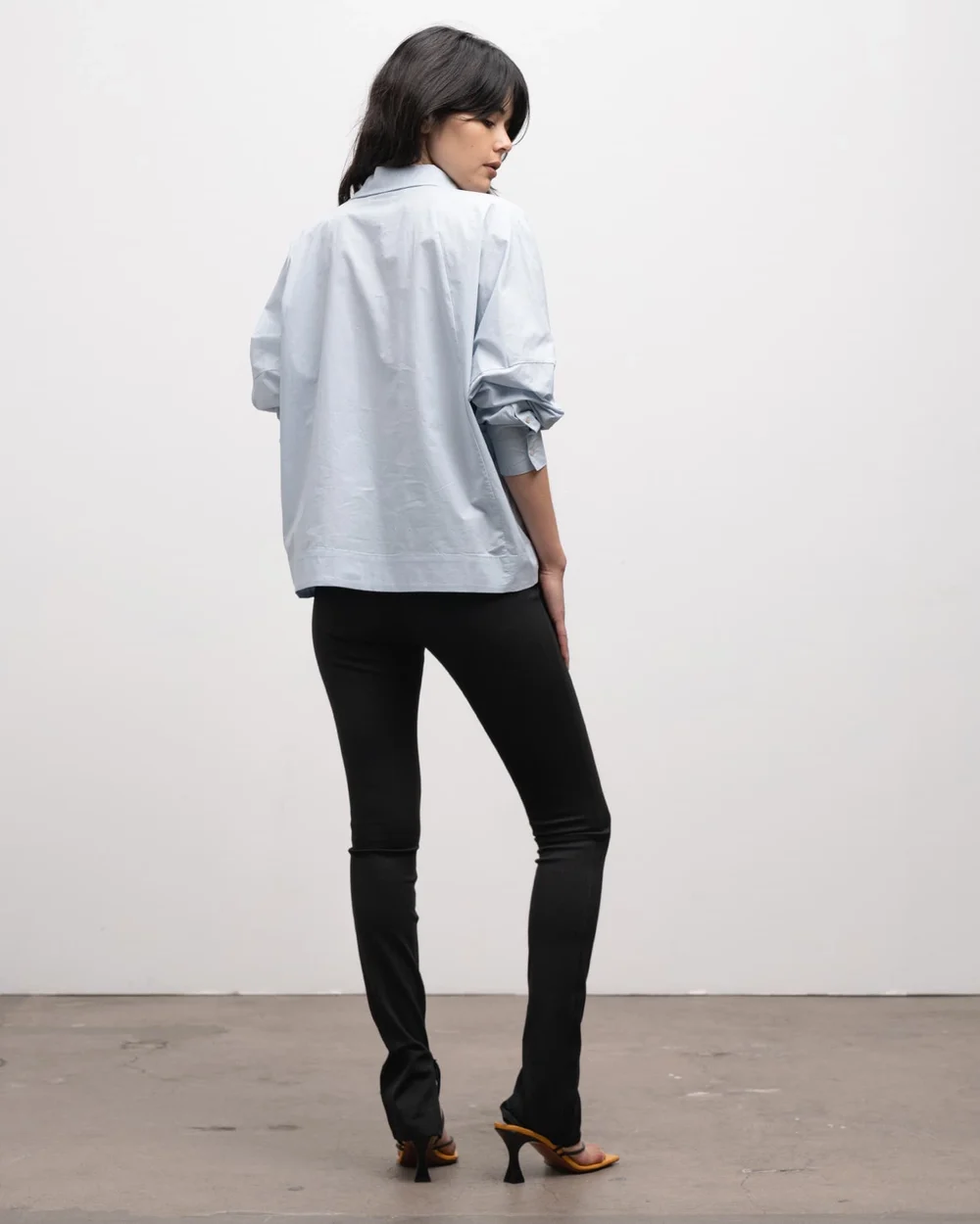 Ahlvar Gallery - Elly trousers - slim fit-byxor - black - 3