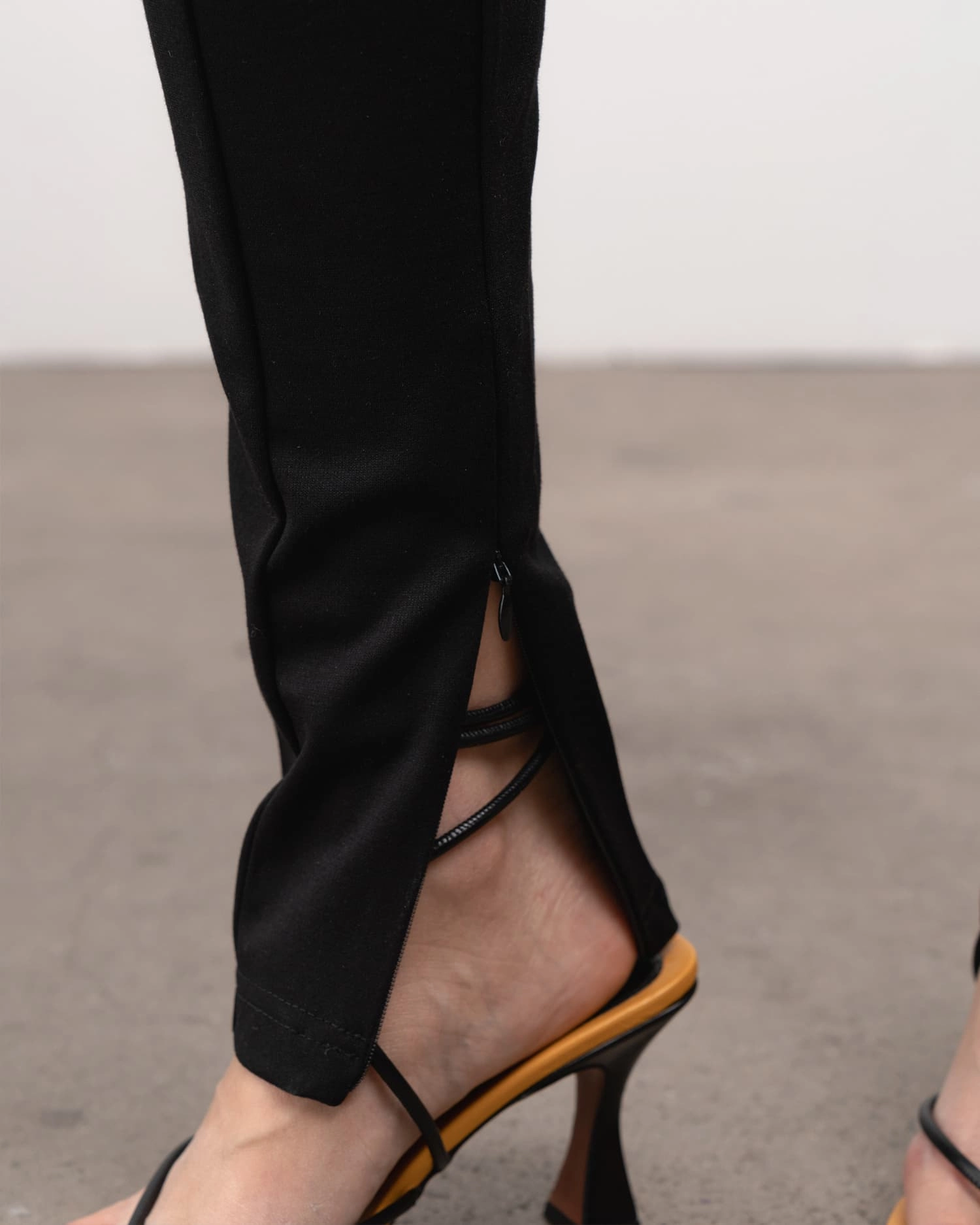 Ahlvar Gallery - Elly trousers - black - 5