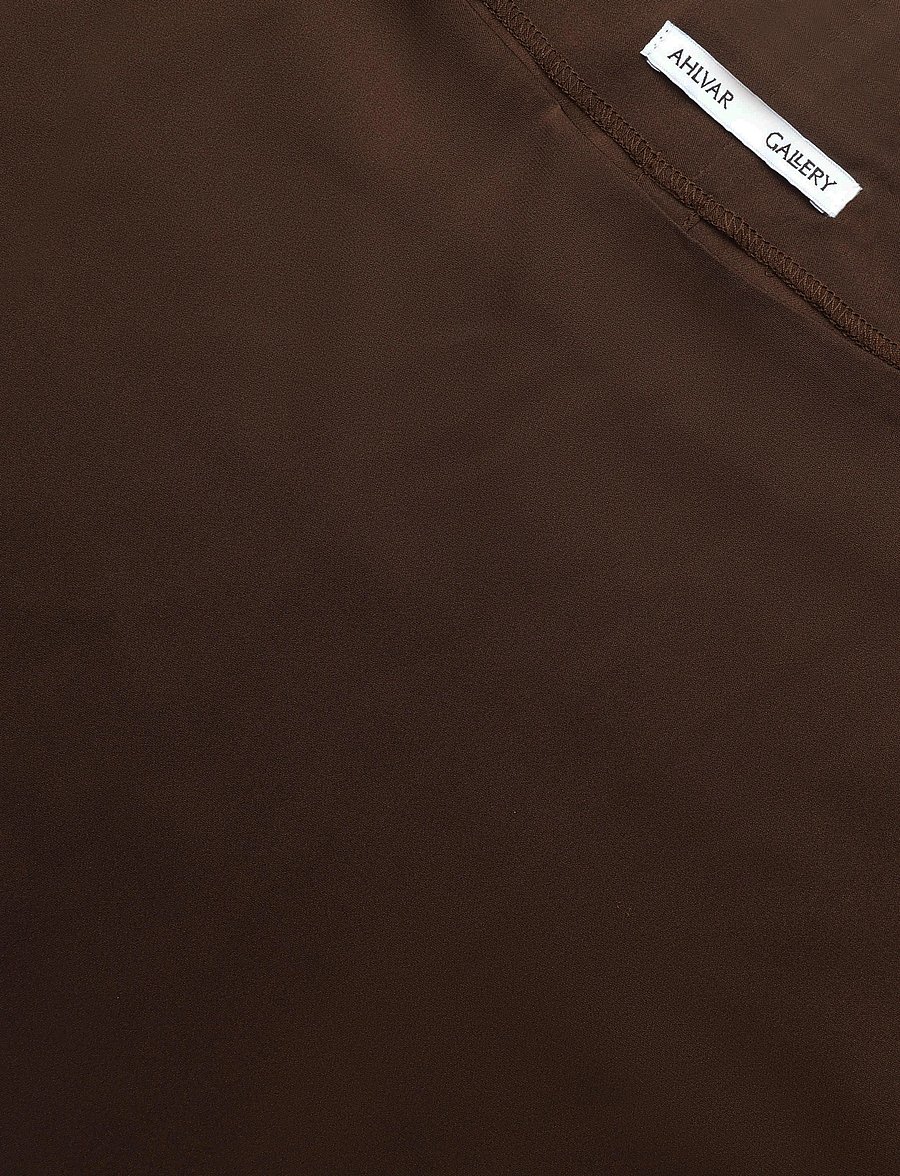 Ahlvar Gallery - Yoli silk blouse - kurzärmelige blusen - dark brown - 4