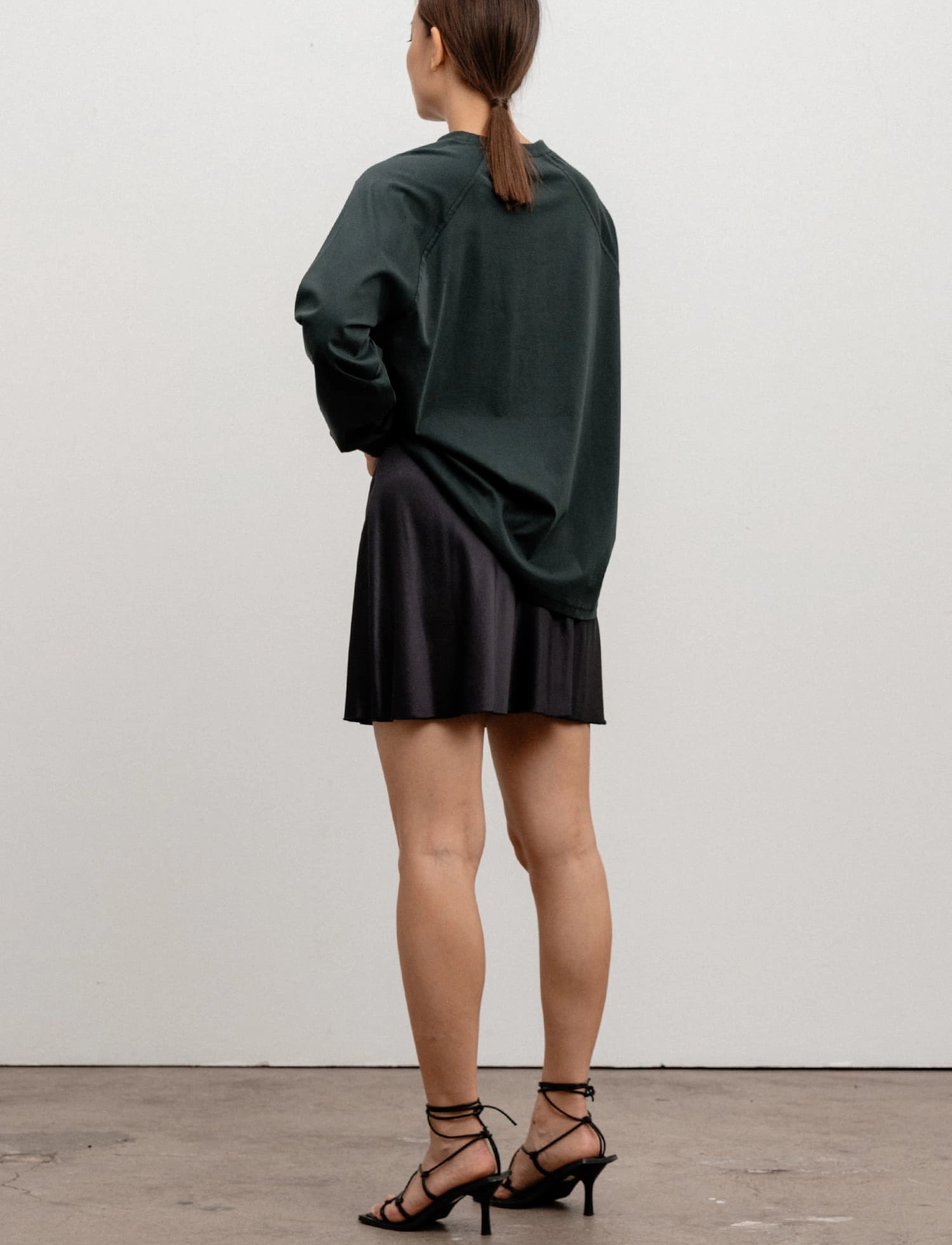 Ahlvar Gallery - Thelma LS tee - deep forest - 3