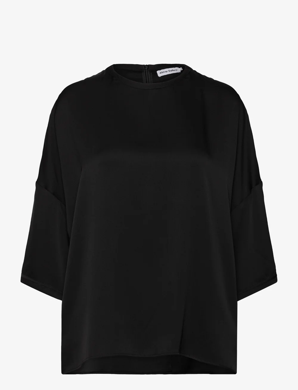 Ahlvar Gallery - Thess silk tee - t-shirts - black - 1