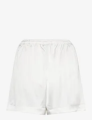 Ahlvar Gallery - Aly satin shorts - rennot shortsit - off-white - 1