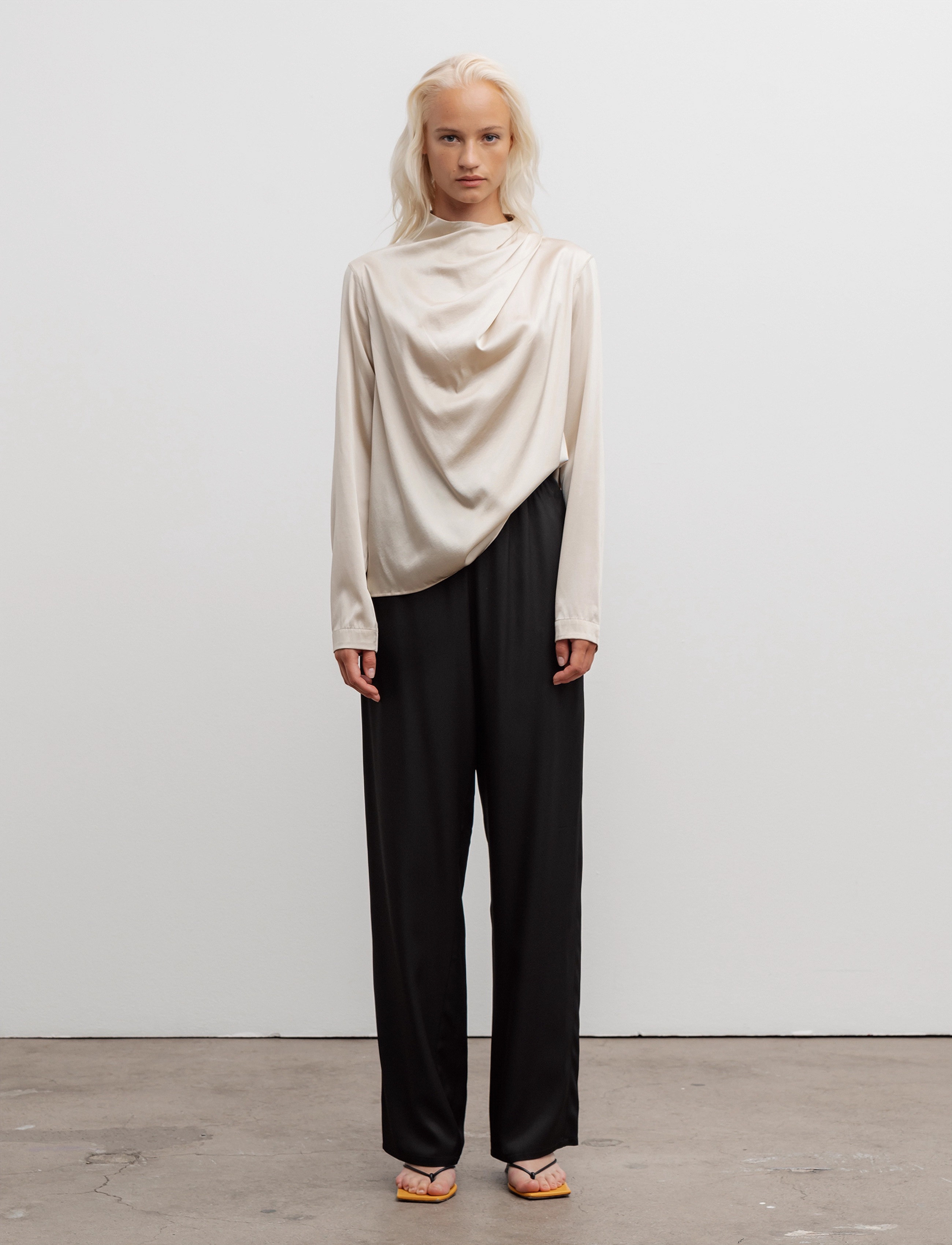 Ahlvar Gallery - Ayla trousers - black - 3