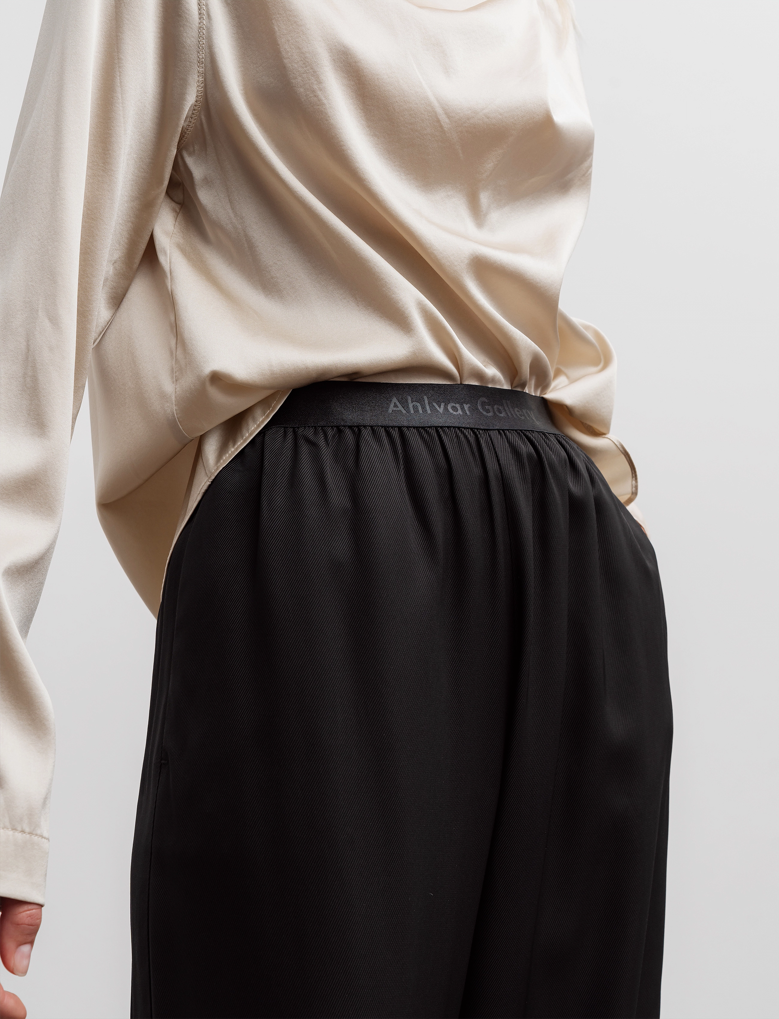Ahlvar Gallery - Ayla trousers - black - 5