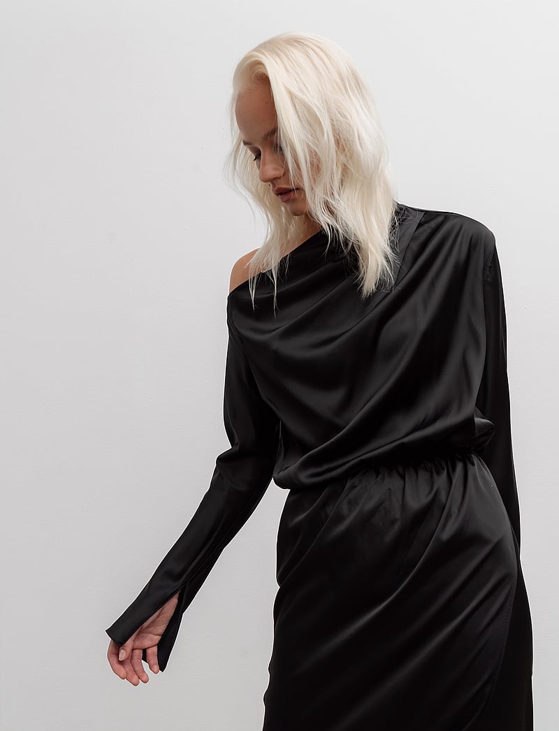 Ahlvar Gallery - Cho dress - midi kjoler - black - 3