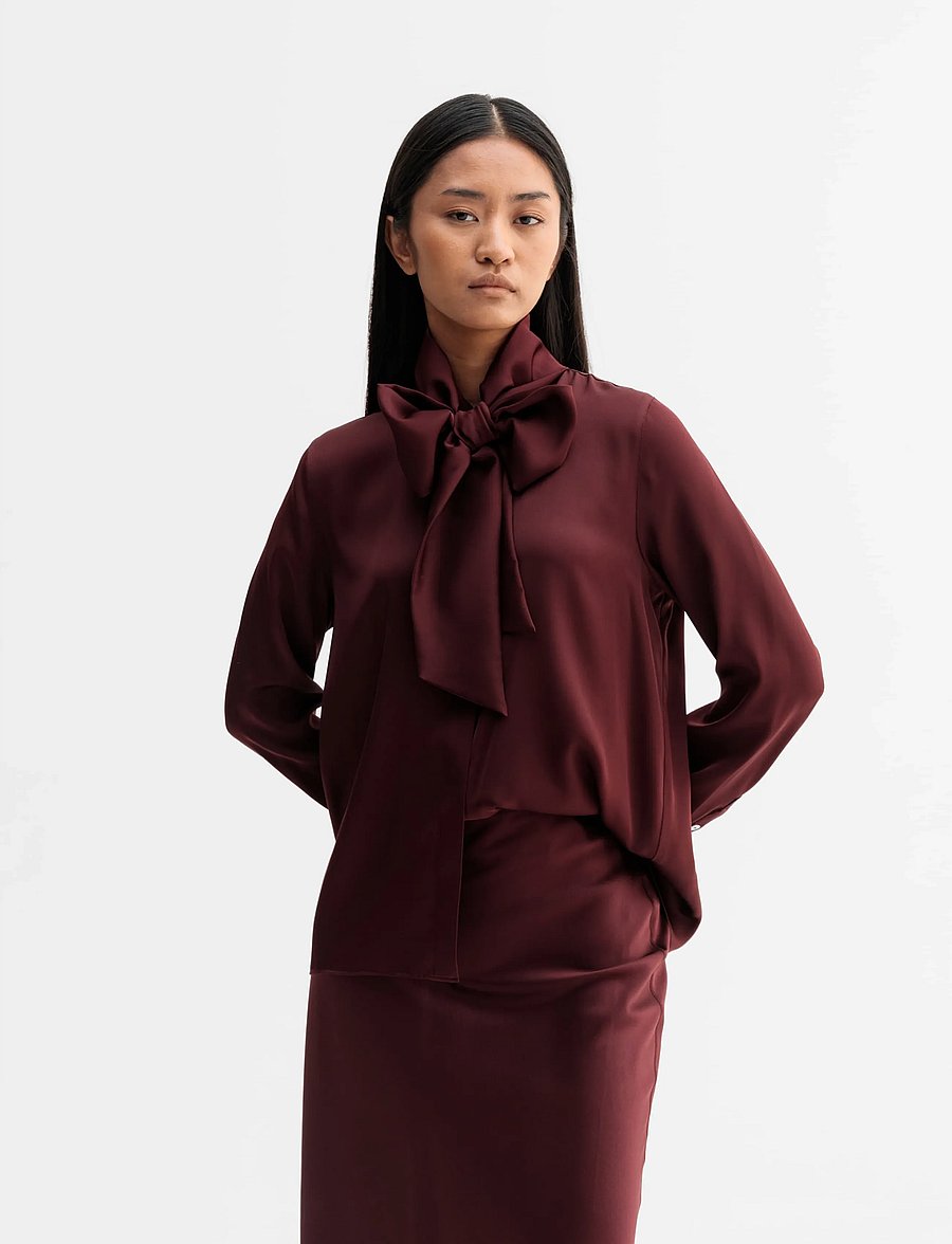Ahlvar Gallery - Miki silk blouse - langærmede bluser - burgundy - 0