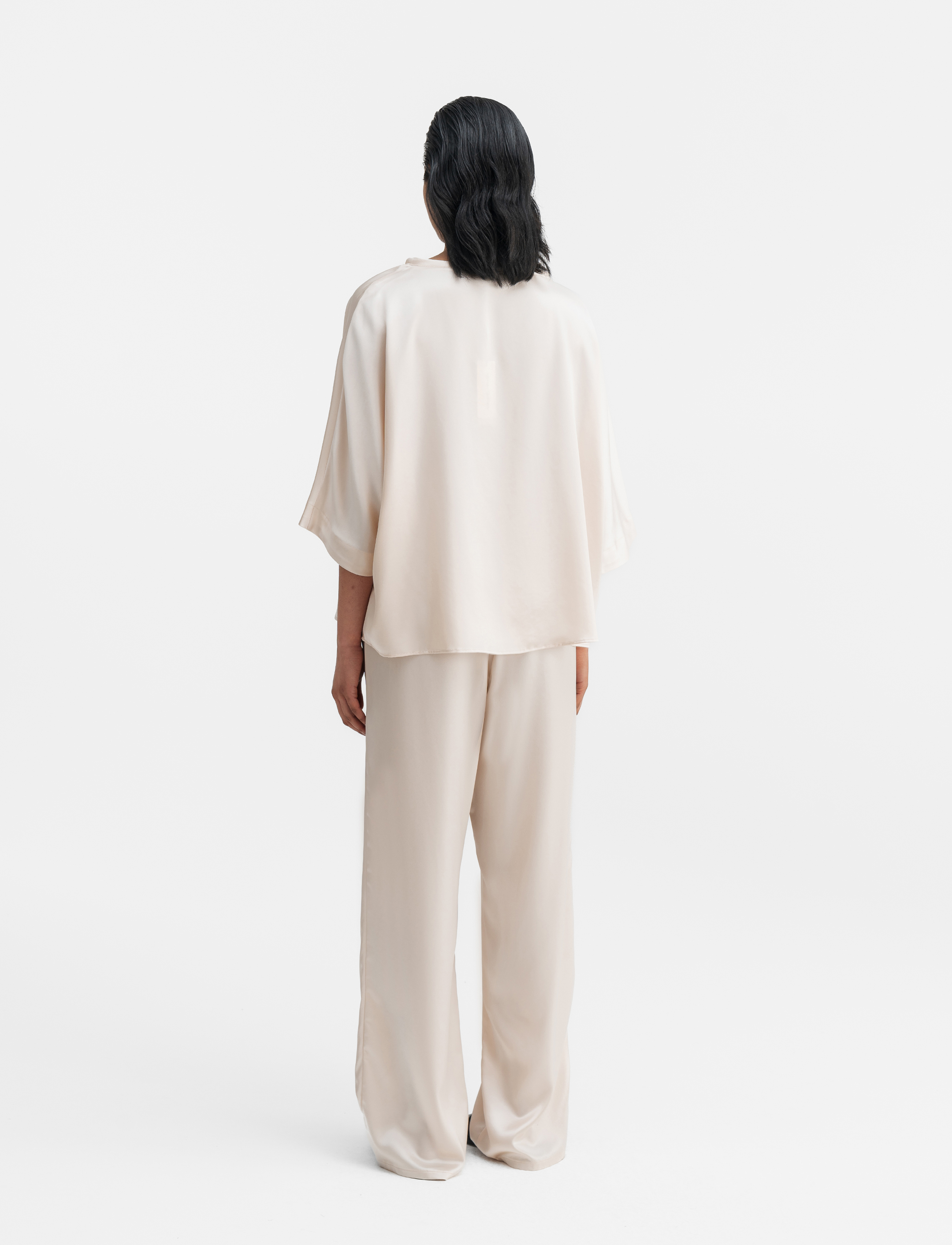 Ahlvar Gallery - Ayla satin trousers - buxur með beinum skálmum - cream - 4