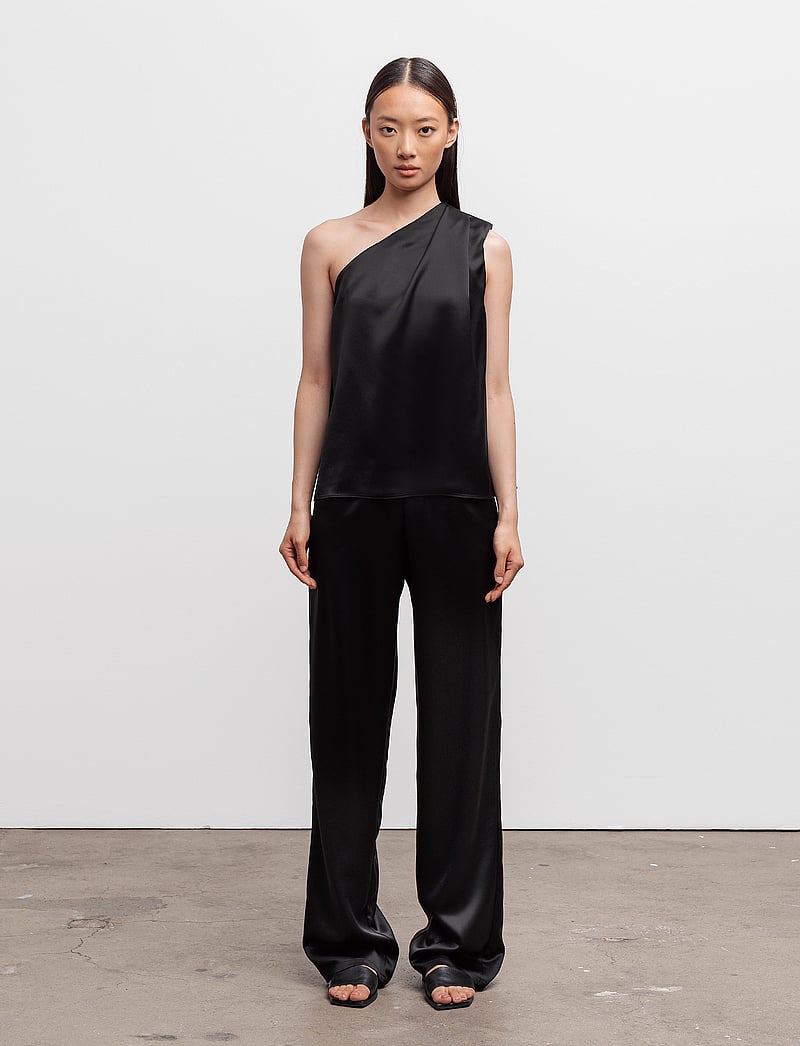 Ahlvar Gallery - Elle satin tank - black - 3