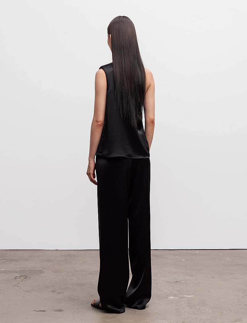 Ahlvar Gallery - Elle satin tank - black - 4