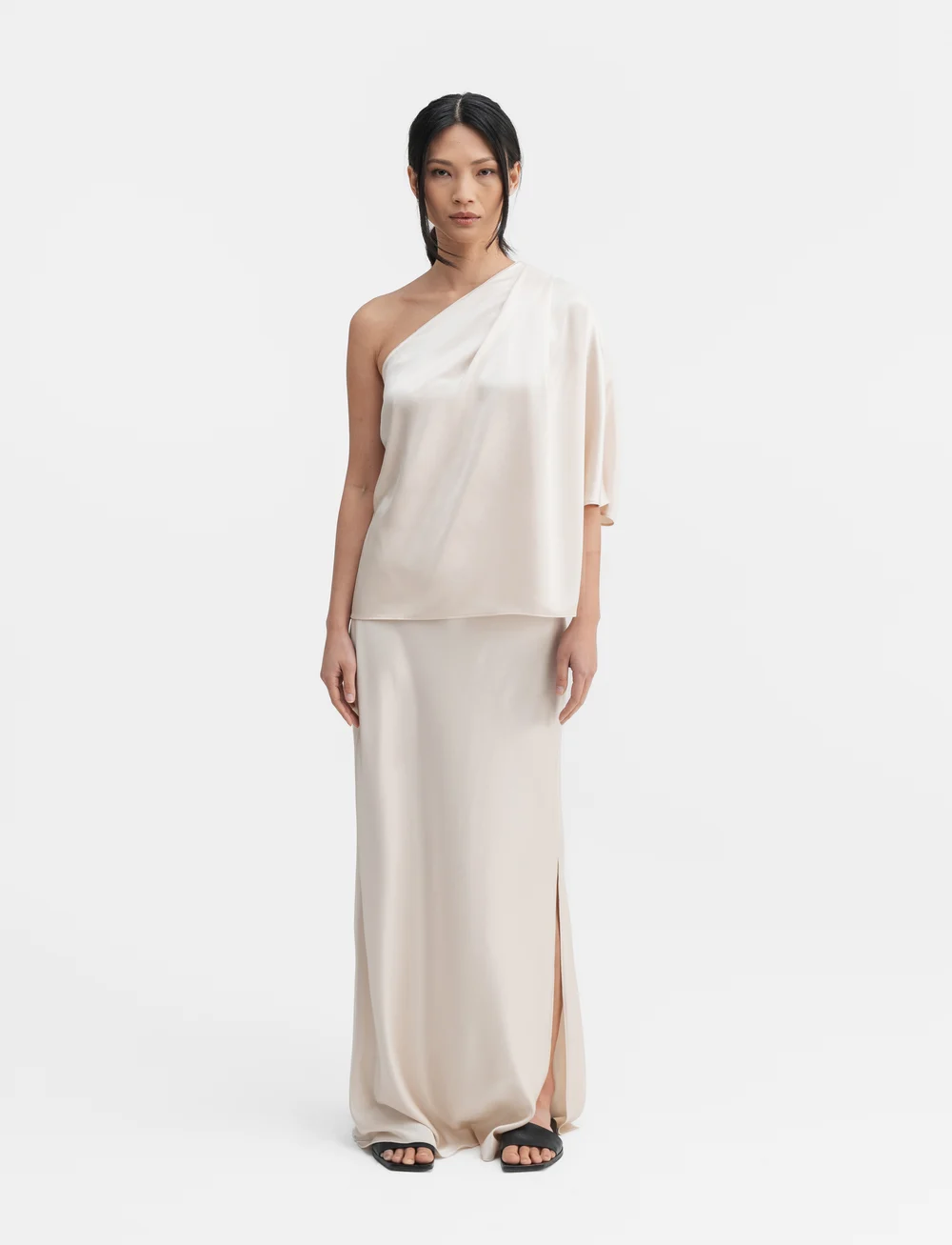 Ahlvar Gallery - Hana long logo satin skirt - satinkjolar - cream - 3