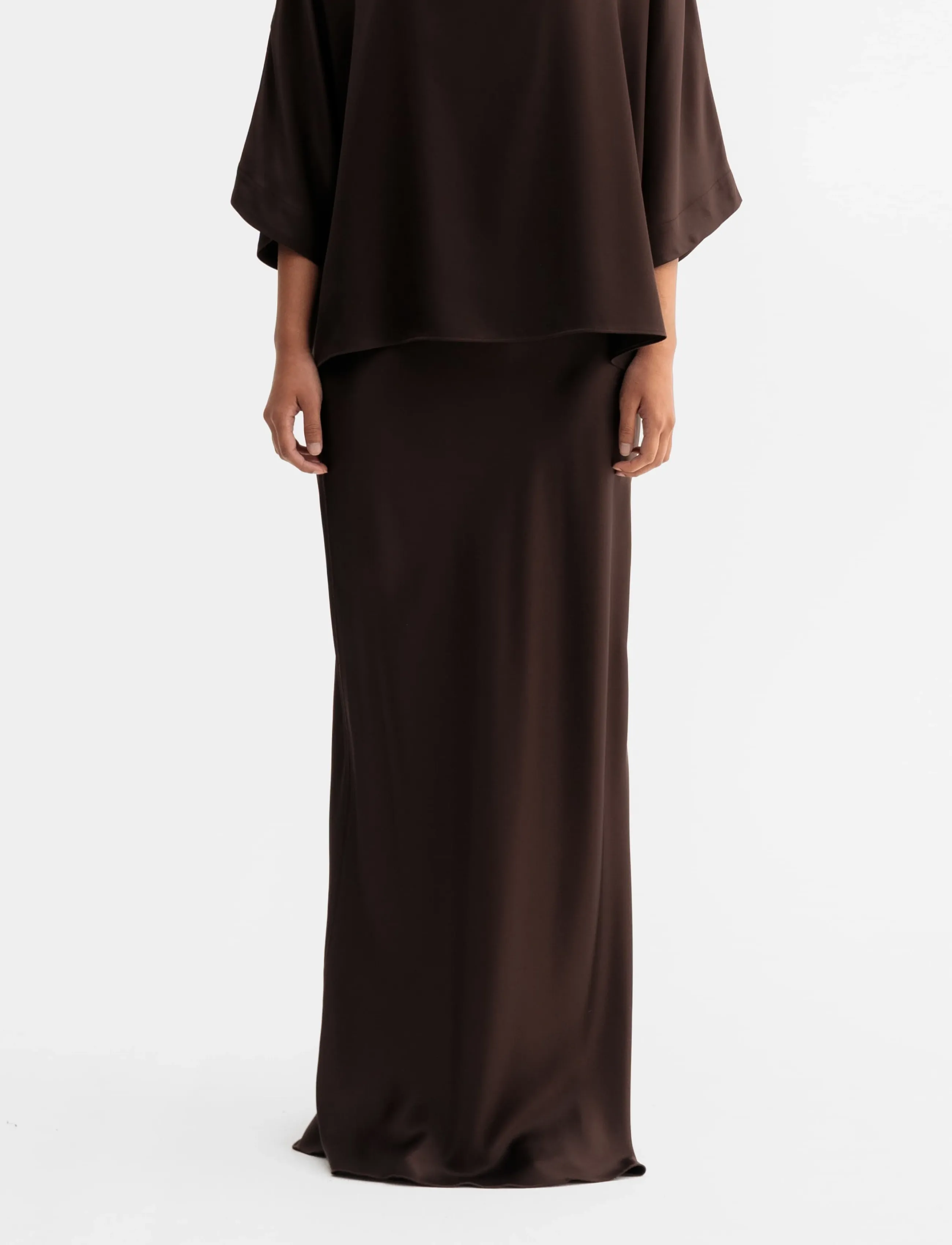 Ahlvar Gallery Hana long logo satin skirt - Maksiseelikud - DARK BROWN / brown