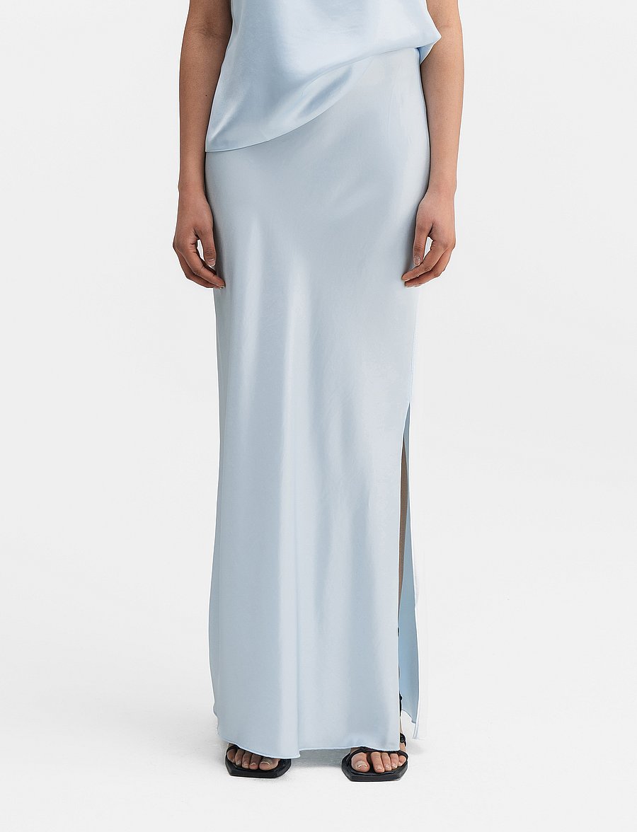 Ahlvar Gallery - Hana long logo satin skirt - maxi nederdele - sky blue - 0