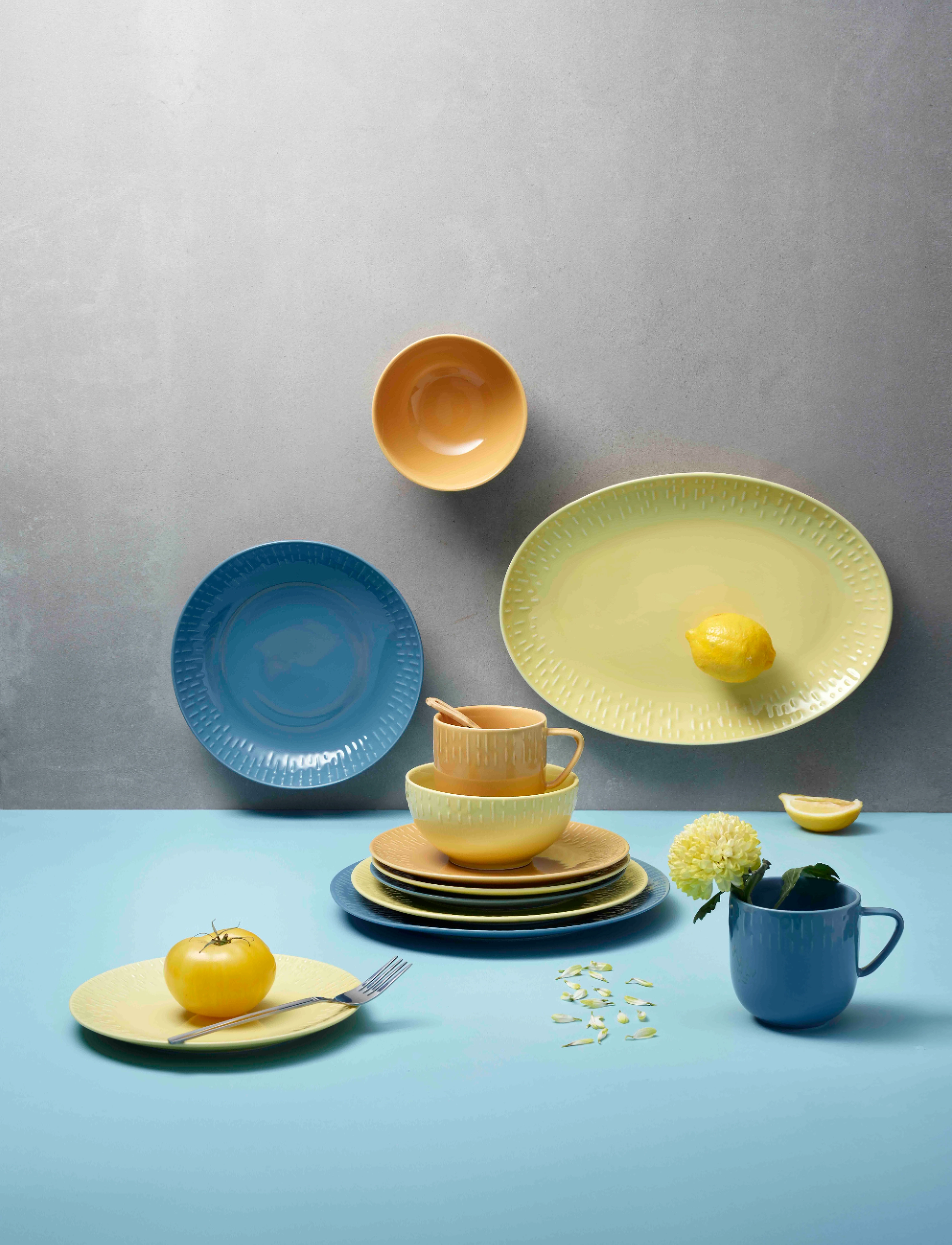 Aida Confetti Oval Dish W/Relief 1 Pcs. Giftbox, 36.8X25.8 cm x 36.8, Yellow, Serveringsfade > Serveringsfade, Unisex