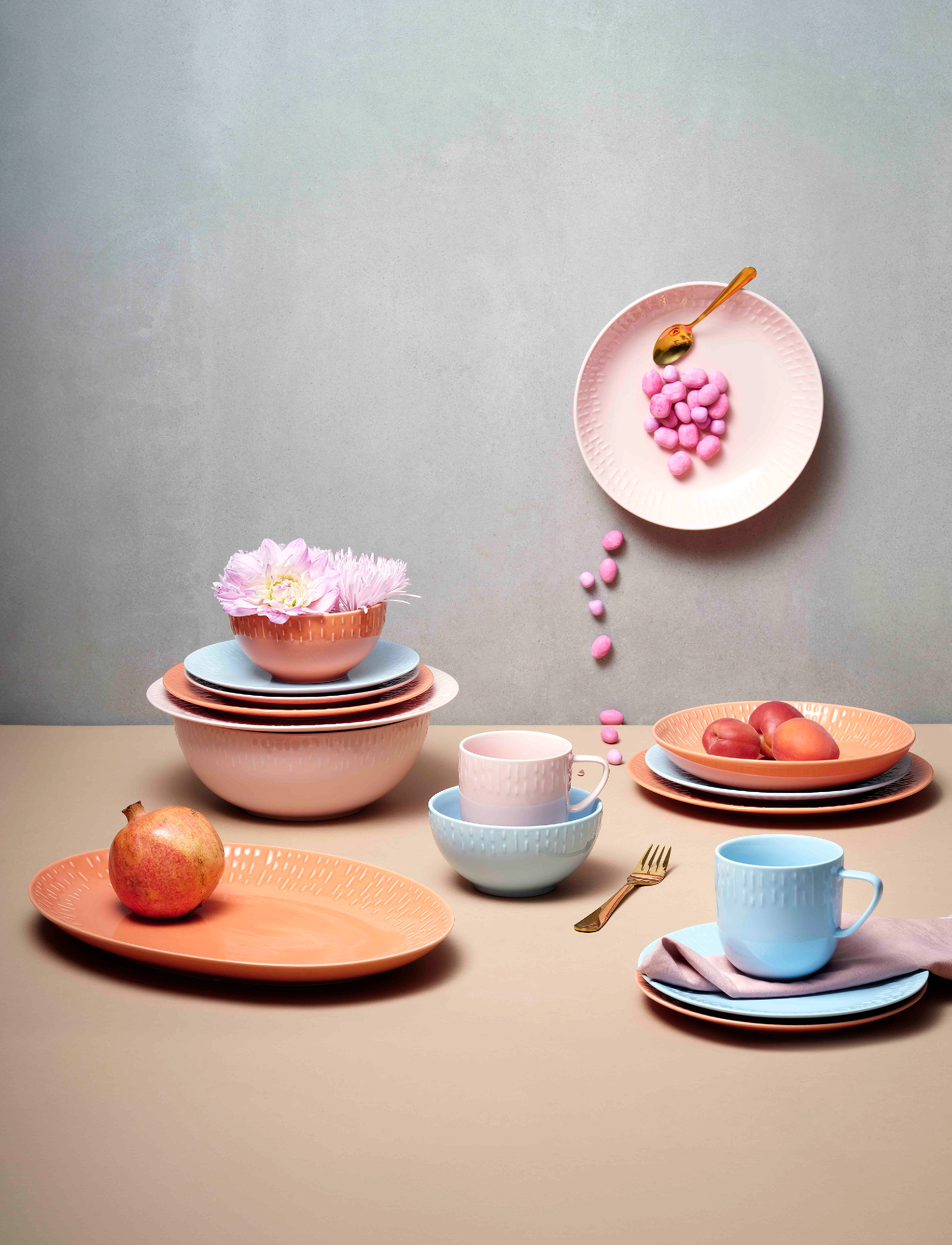 Aida Confetti Pasta Plate W/Relief 1 Pcs Giftbox, Ø 25.2 cm x 25.2, Orange, Tallerkener > Pastatallerkener, Unisex