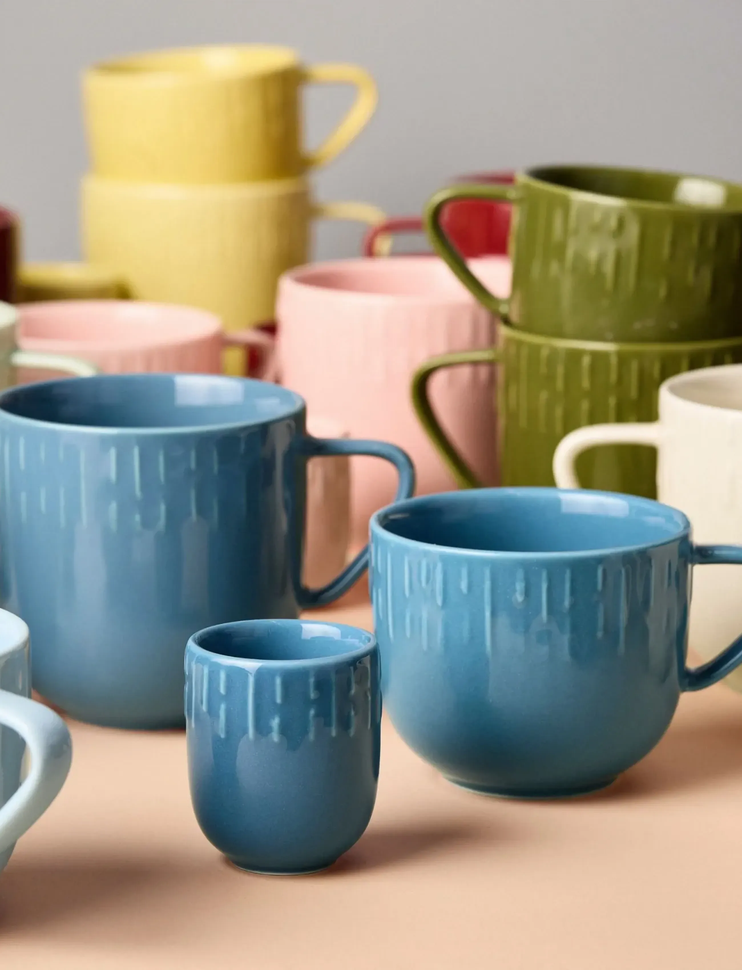 Aida Confetti Blueberry Mini Kop Med Relief Porcelæn 5 Cl., One Size, Blue, Kopper Og Krus > Espressokopper, Unisex