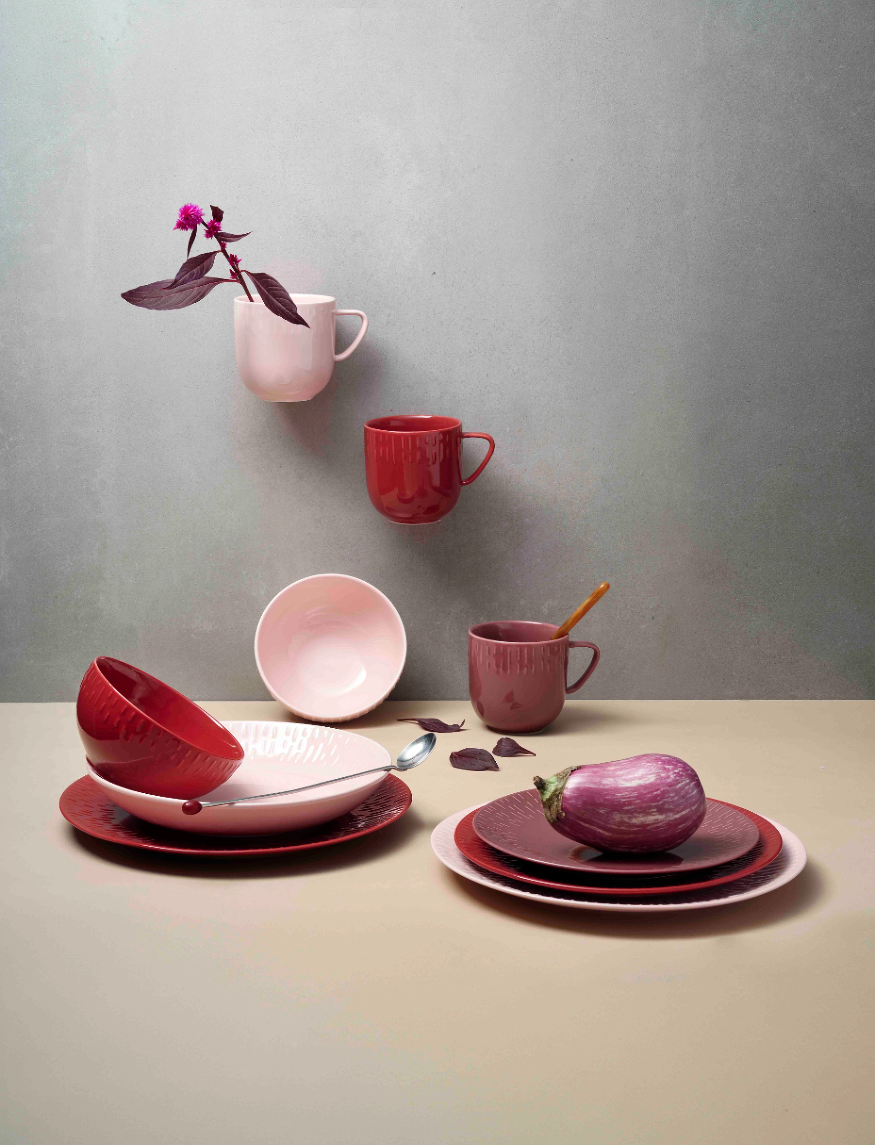 Aida Confetti Chili Skål M/Relief Porcelæn 14 cm., One Size x 15.3, Red, Skåle > Morgenmadsskåle, Unisex