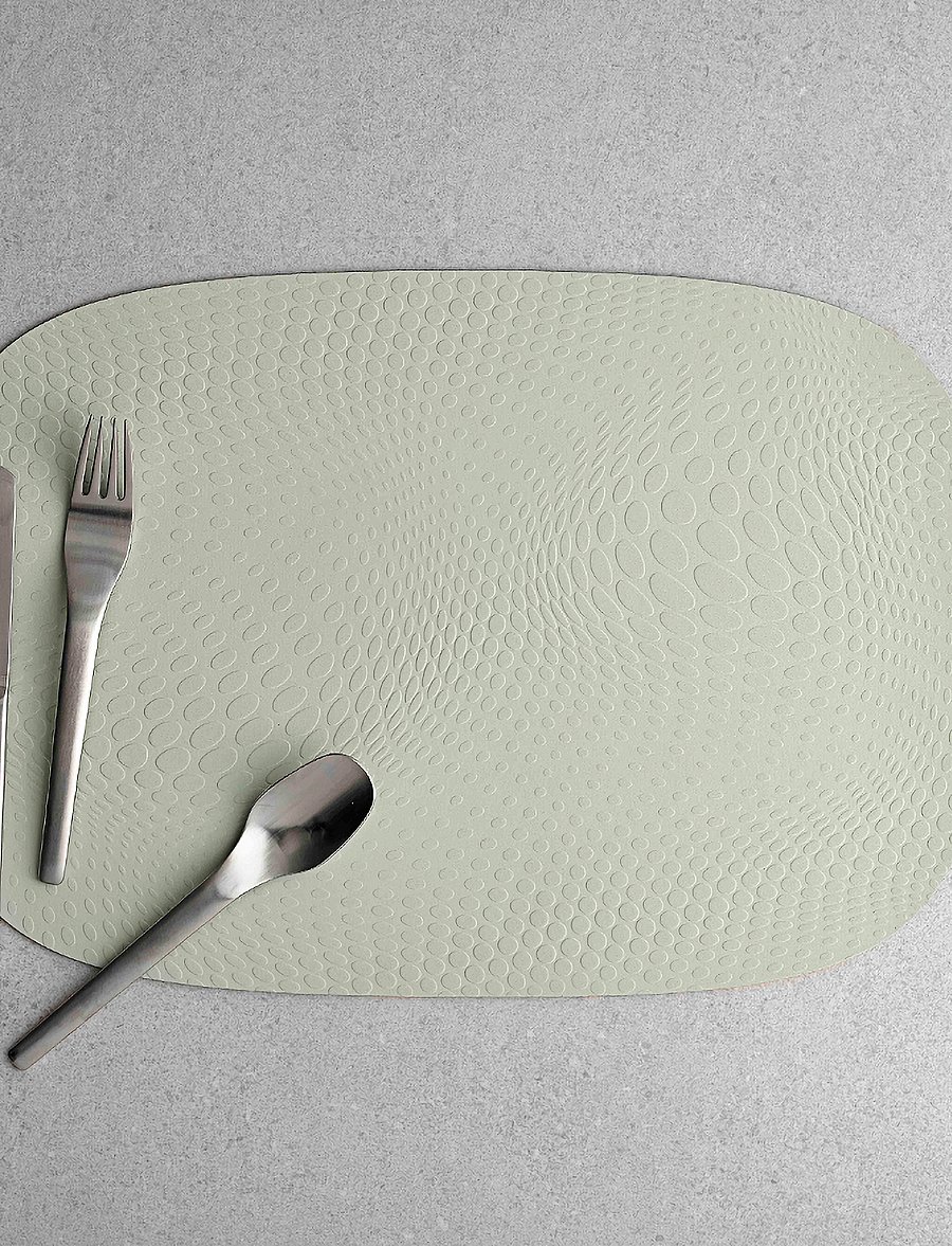 Aida - Karim Rashid Pistachio dækkeserviet 95% genbrugslæder 1 stk 45,0x30,6 cm - platzdeckchen - pistachio - 0