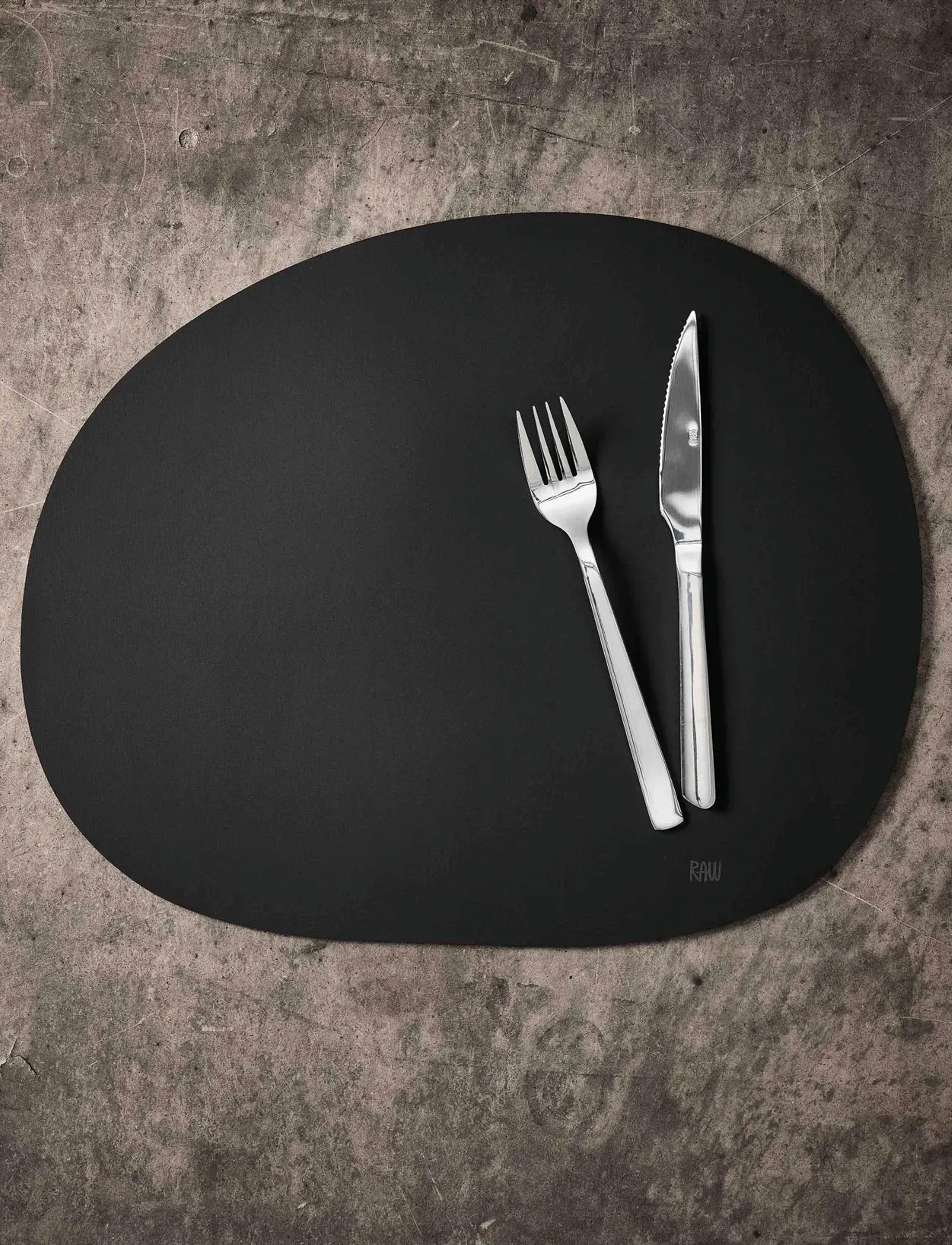 Aida Raw Silicone Placemat Soft Surface 1 Pcs. 41 X 33.5 Cm, 41X33.5 cm, Tableware, Schwarz - Placemats, Kinder