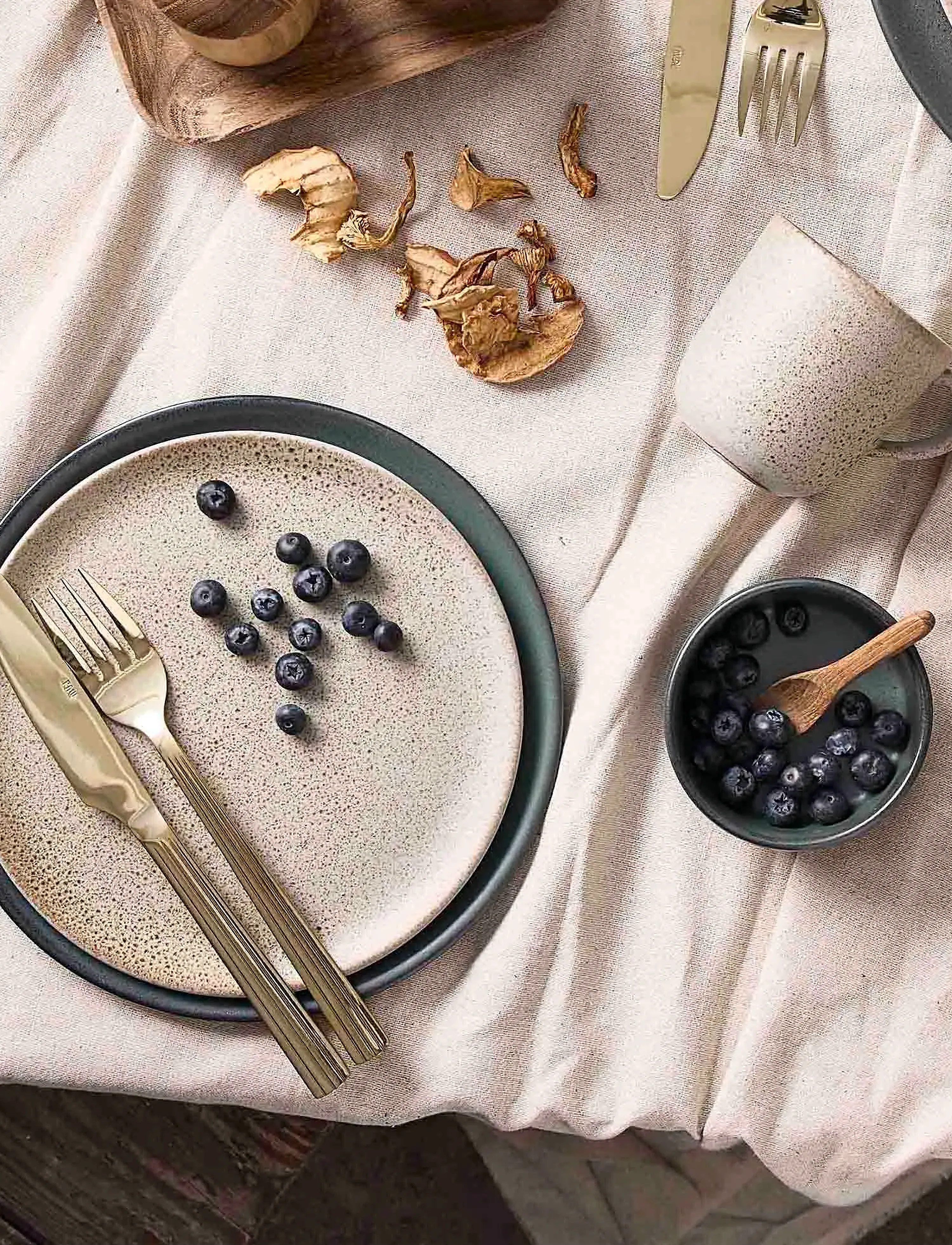 Aida Raw Sandy Beige Middags Tallerken, Ø 29.8 cm, Plates, - Dinner Homeware