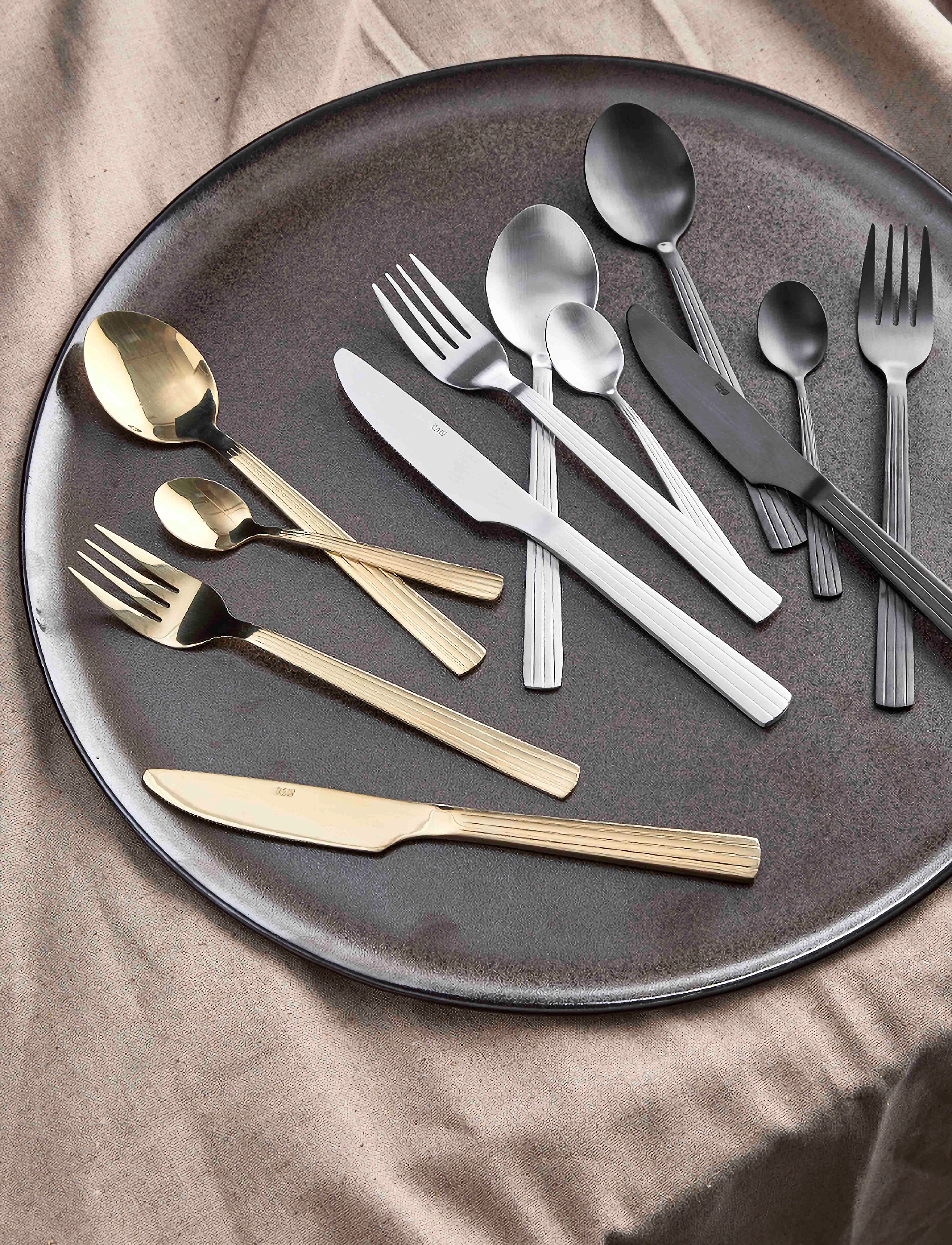 Aida Raw Cutlery 48 Pcs. Set Giftbox, One Size x 36, Cutlery, Silber - Set, Homeware
