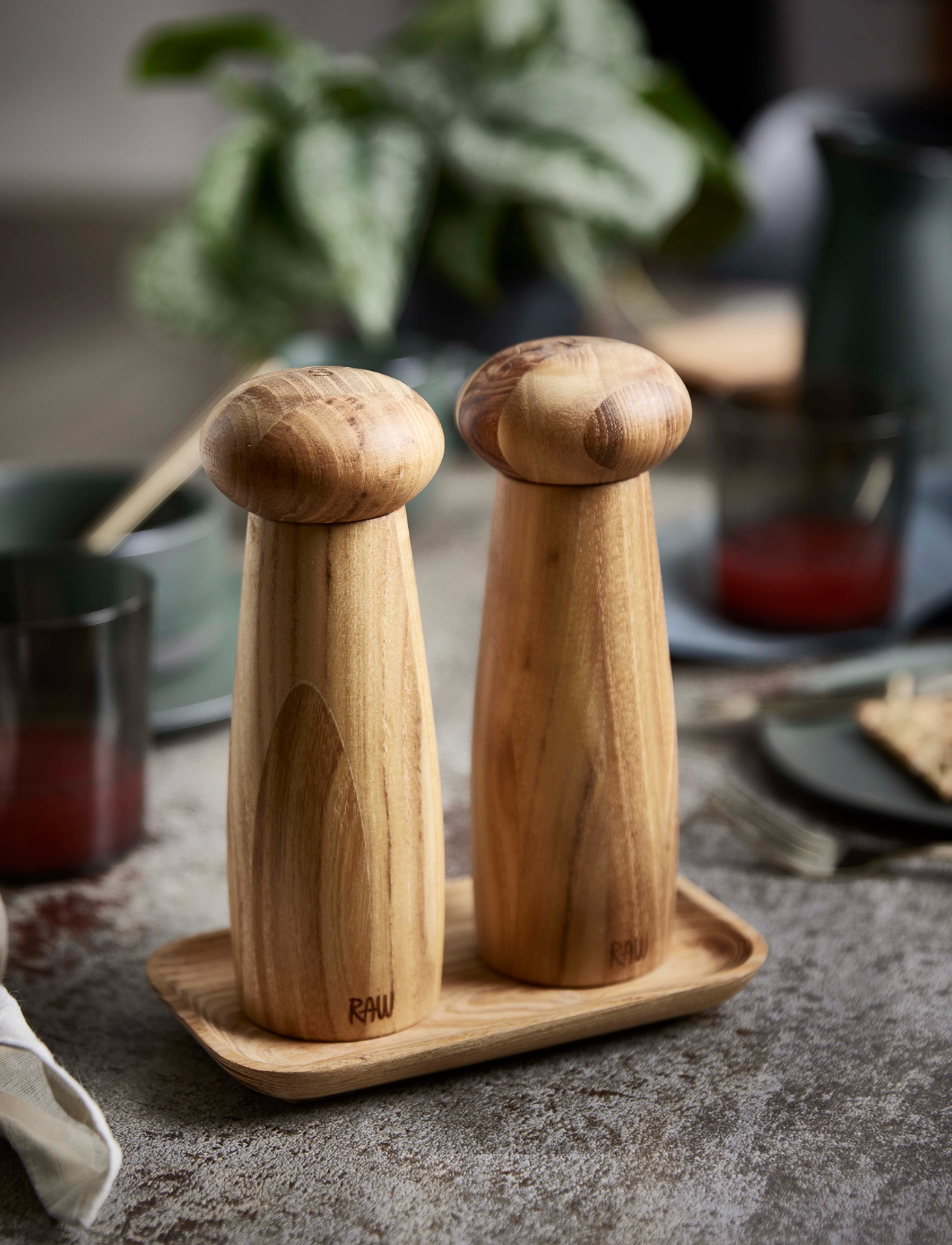 Aida Raw Teak Ceramic Salt Grinder, One Size x 6, Brown, Kværne > Salt- Og Peberbøsser, Unisex