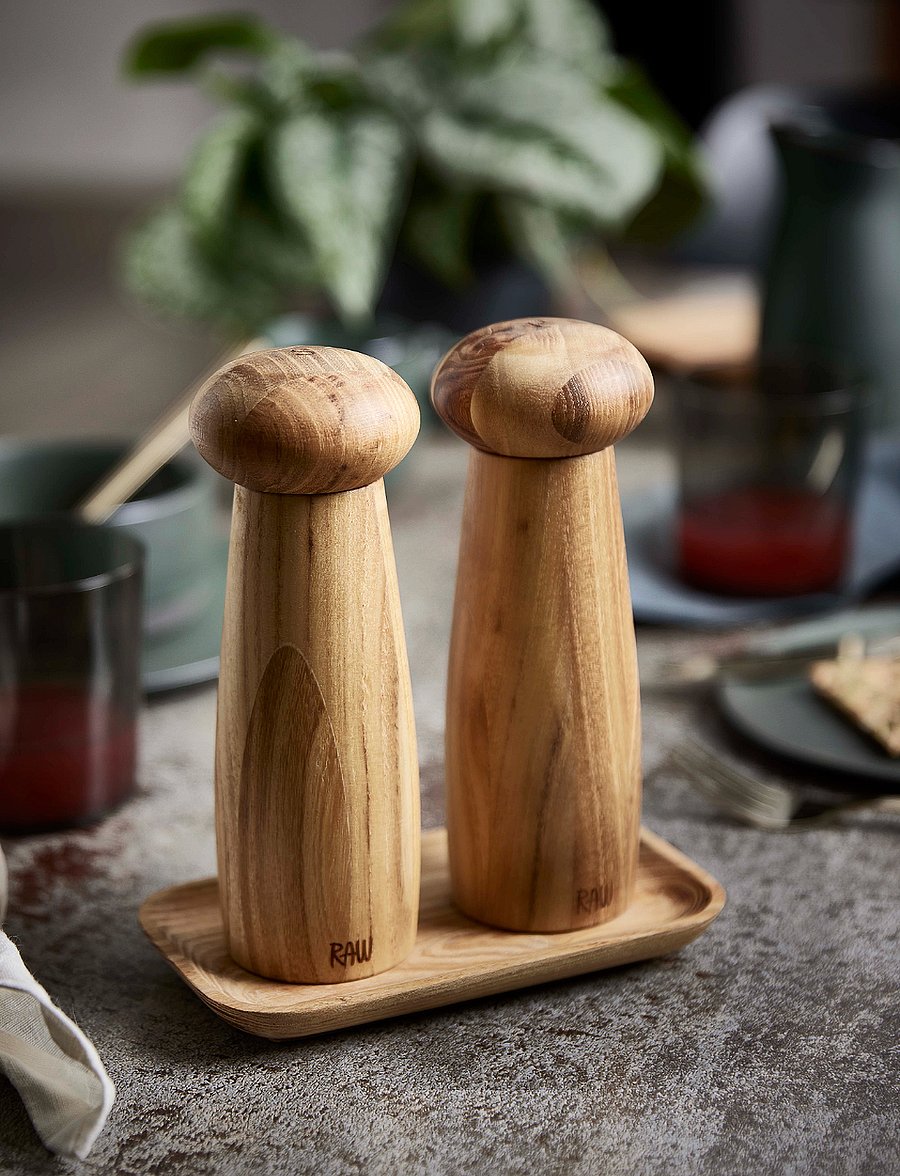 Aida - RAW Teak - keramisk kværnesæt med bakke - salz- & pfefferstreuer - teak - 0