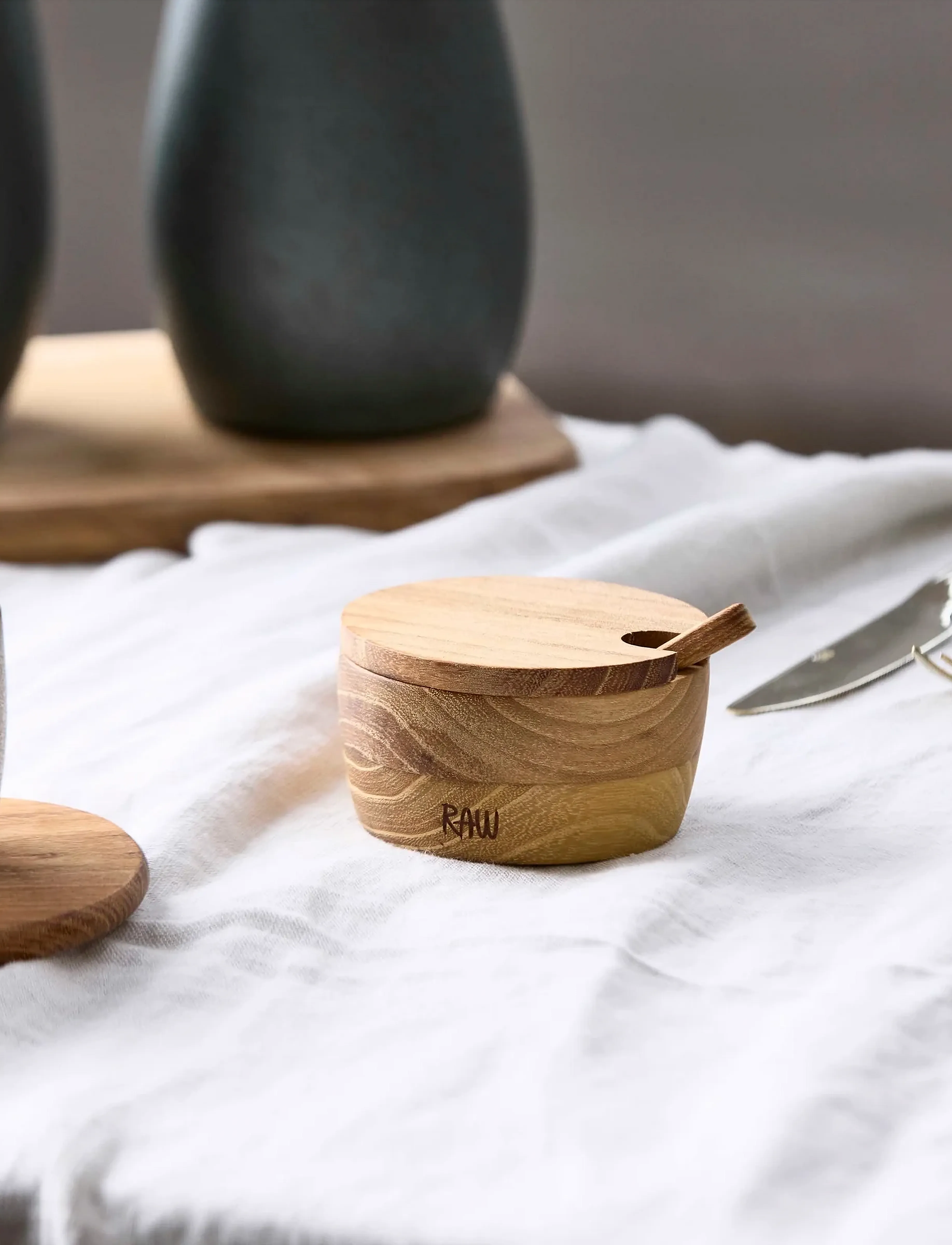 Aida Raw Teak Salt Jar With Lid + Spoon Jar: Dia.8.2Xh4Cm, Lid: Dia.8.2Xh1Cm, Spoon: L8.7Cm, One Size, Kitchen Storage, Beige - Jars, Homeware