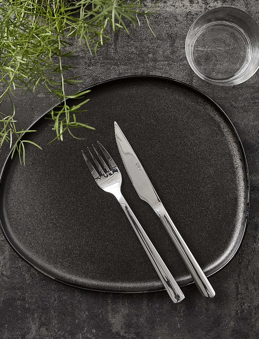 Aida - RAW Titanium Black - Organic middags tallerken 1 stk 29x25 cm - die niedrigsten preise - black - 1