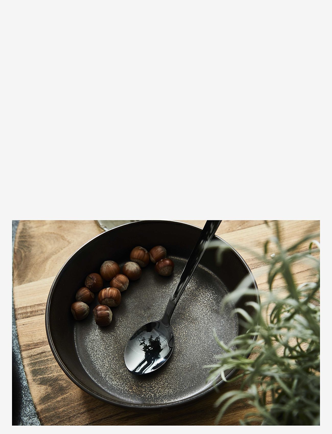 Aida - RAW Metallic Brown - suppe tallerken  1 stk d19,4 x h4,5 cm - serveringsskåle - brown - 1