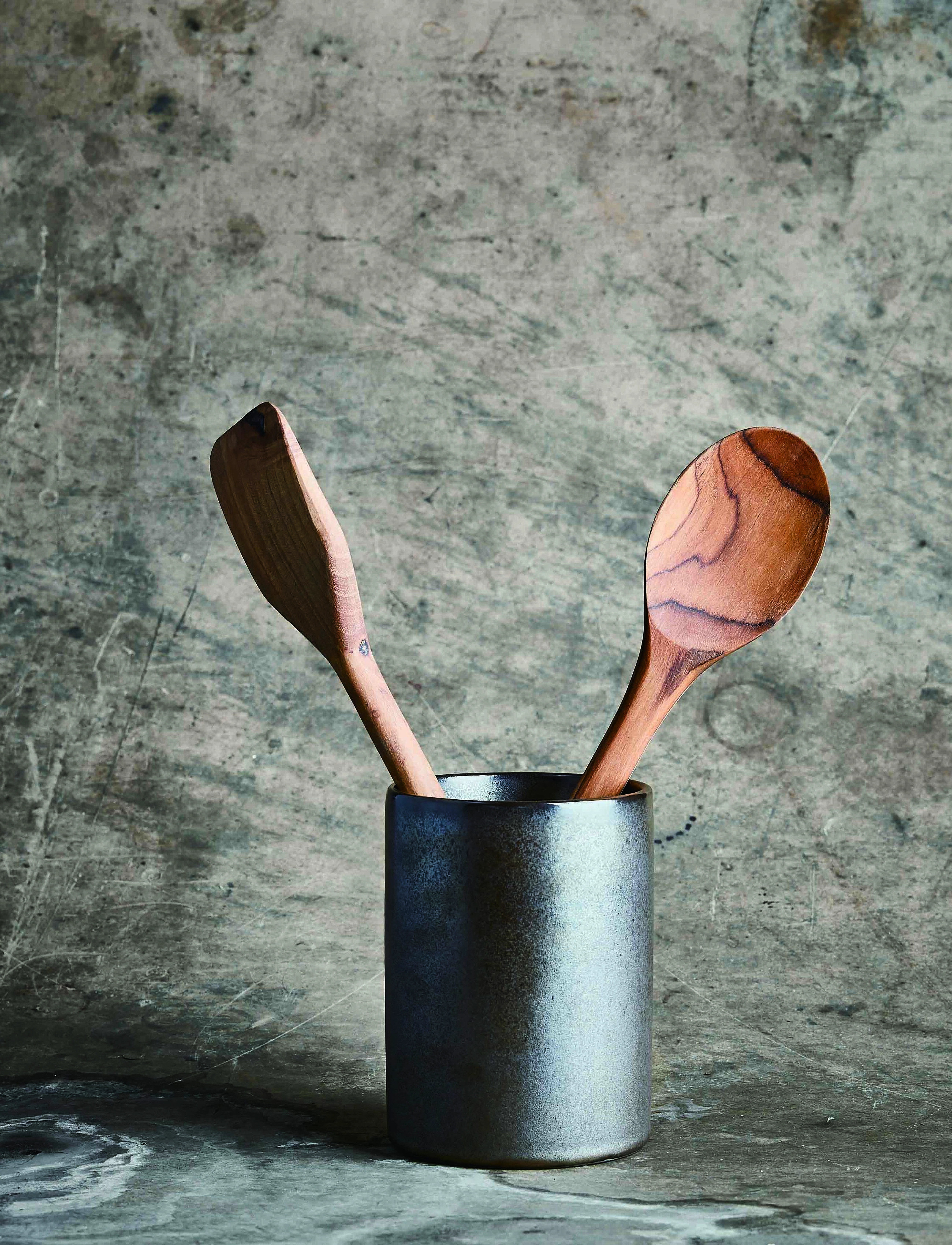 Aida Raw Metallic Brown Redskabskrukke M/Palet + Grydeske I Teak 1 Stk H15Xd10 Cm Gaveæske, One Size, Kitchen, Mehrfarbig/gemustert - Kitchen Storage,