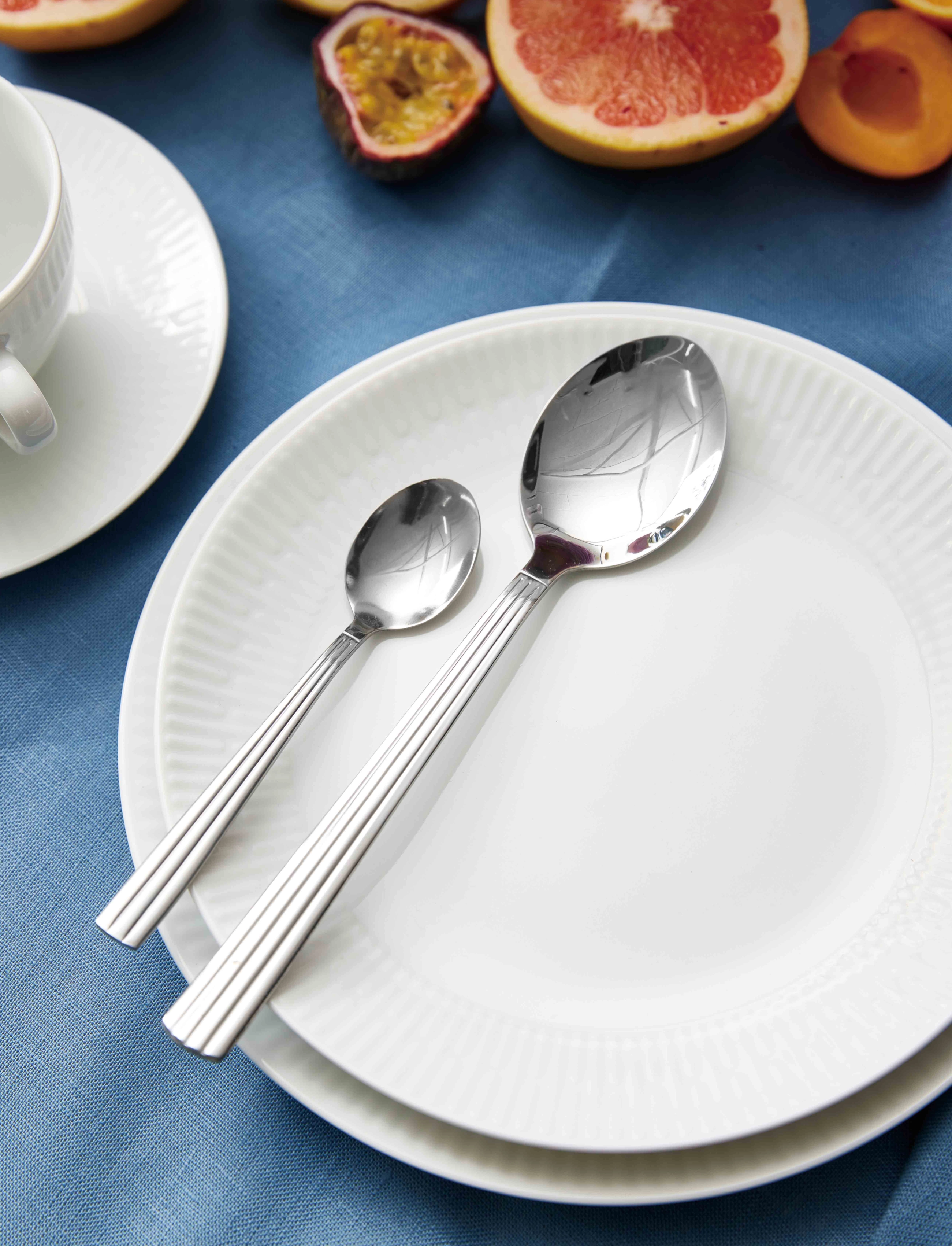 Aida Relief Lunch Plate White, One Size, Plates, Weiß - Dinner Homeware