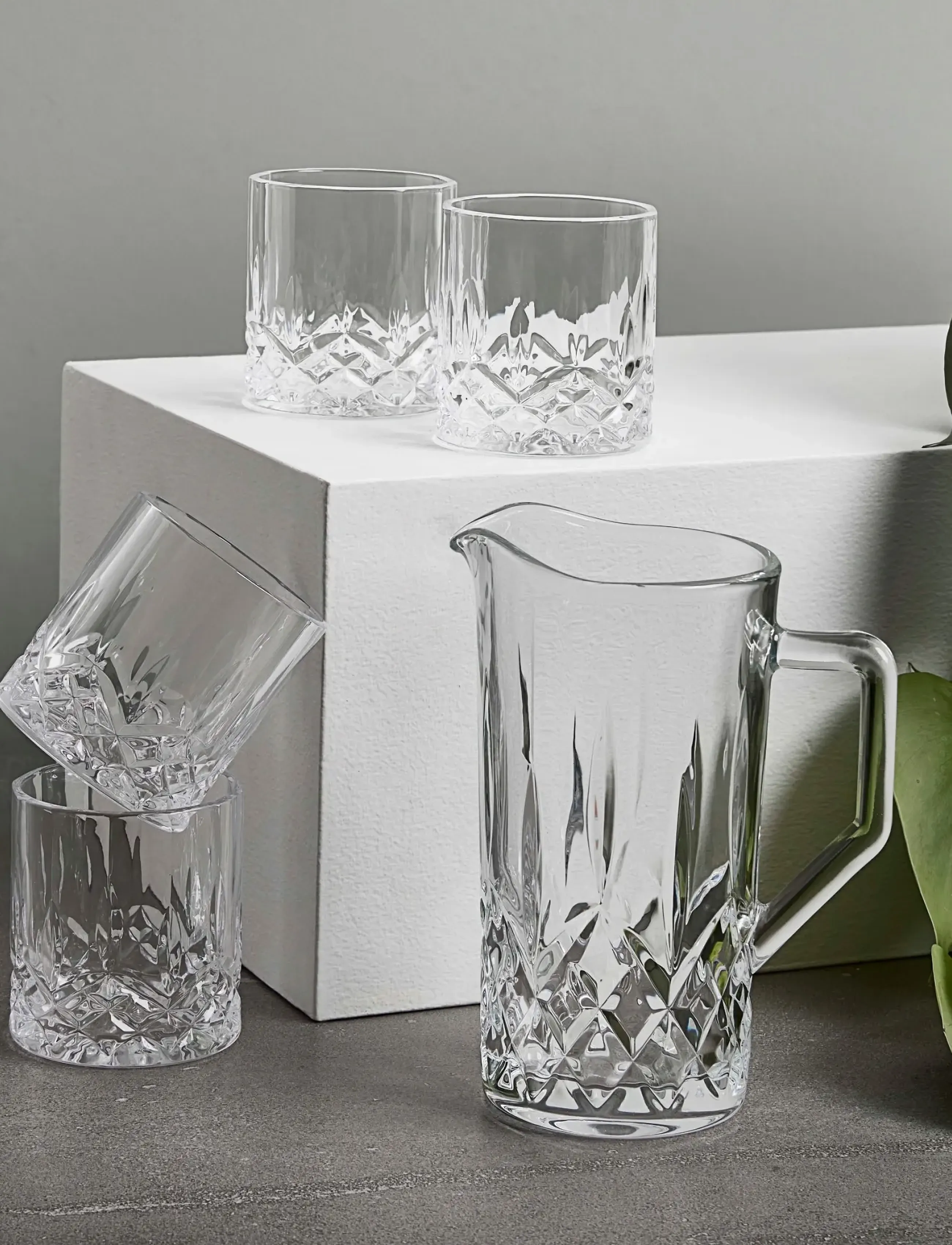 Aida Harvey 5 Dele Glassæt 1 X Kande 1,0 L + 4 Whiskyglas, One Size, Jugs & Carafes, Nackt - Water Carafes Jugs, Homeware