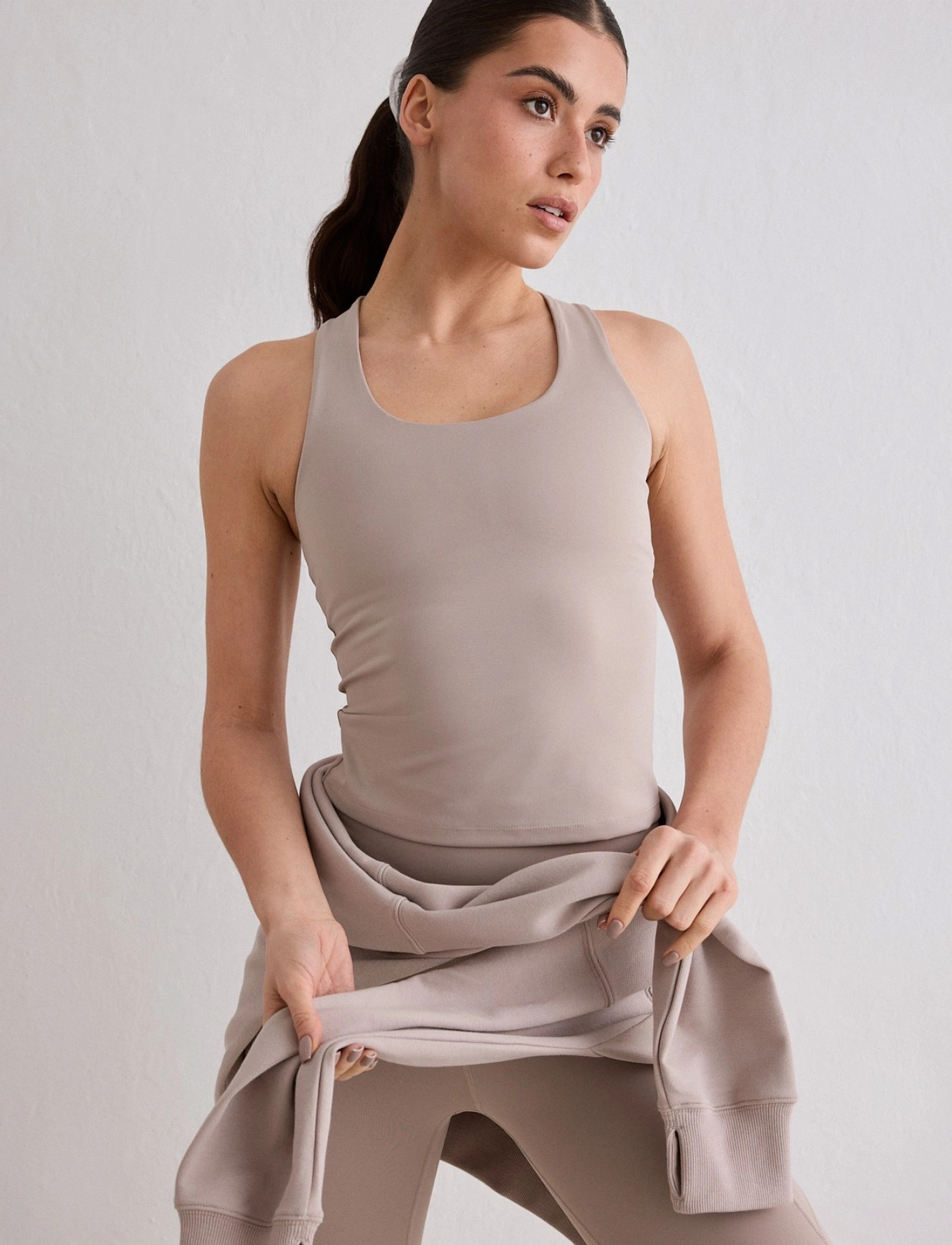 aim´n Lunar Running Singlet - Beige - S 2
