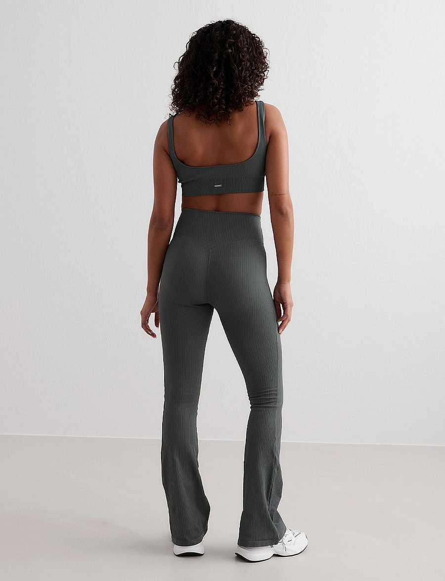 aim´n - Ribbed Seamless Bra - mittlerer halt - sage - 5